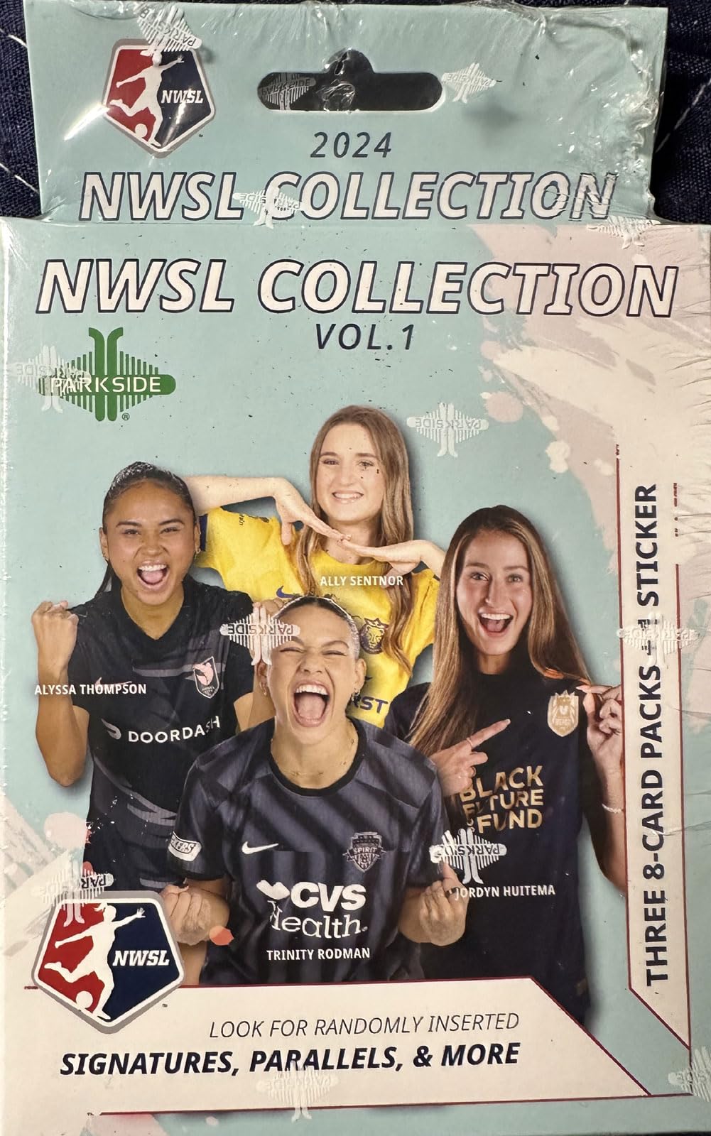 2024 NWSL Women’s Soccer Trading Cards - Factory Sealed Box of 25 Cards with Parallels, Rookies, Inserts & Autographs | Collectible Soccer Cards for Fans, Investors & Card Enthusiasts | Perfect for Trading, Gifting & Display