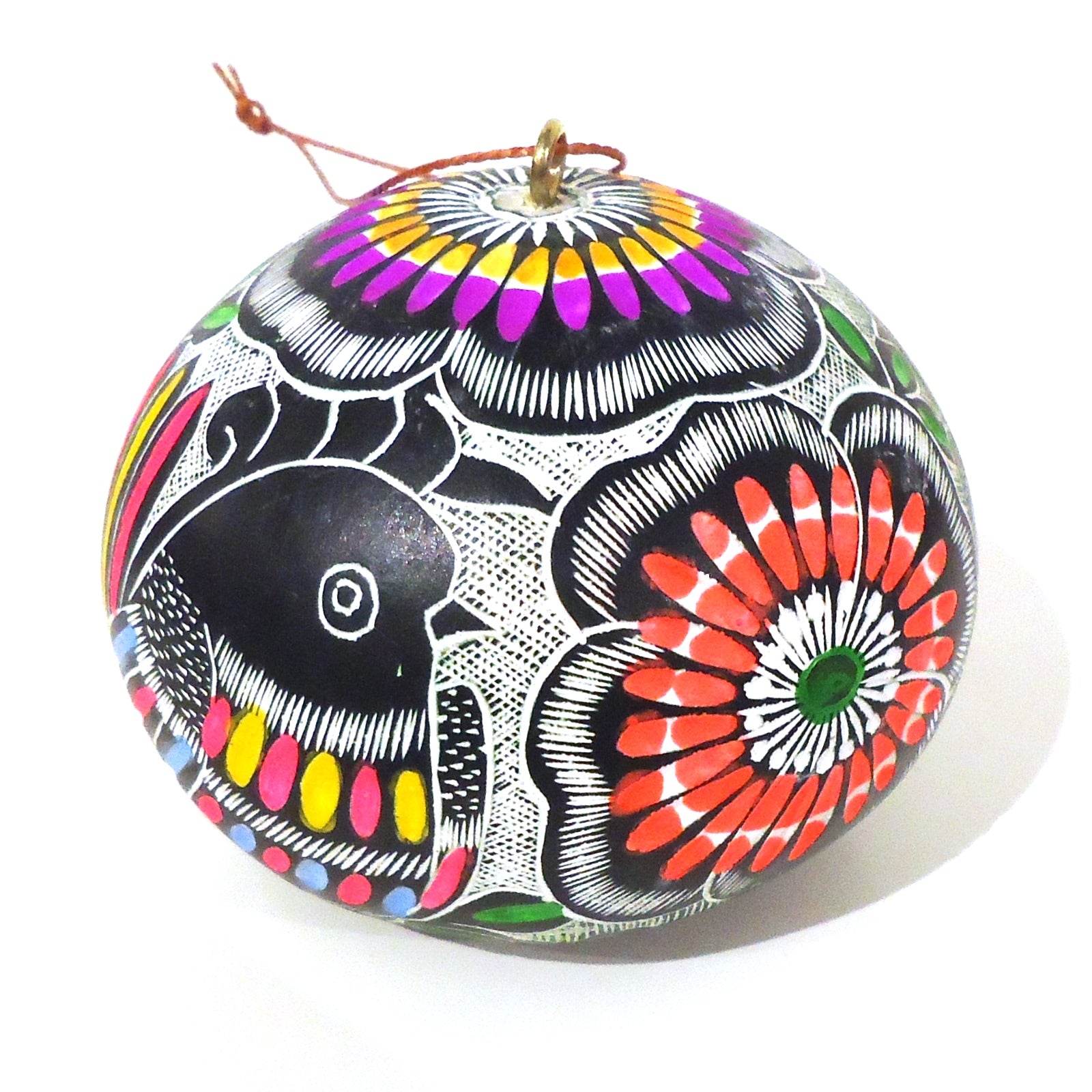 Handmade Gourd Primavera Wildlife Ornament - Exotic Bird & Nature-Inspired Home Decor for Wall Hanging, Shelf Display & Garden Accent
