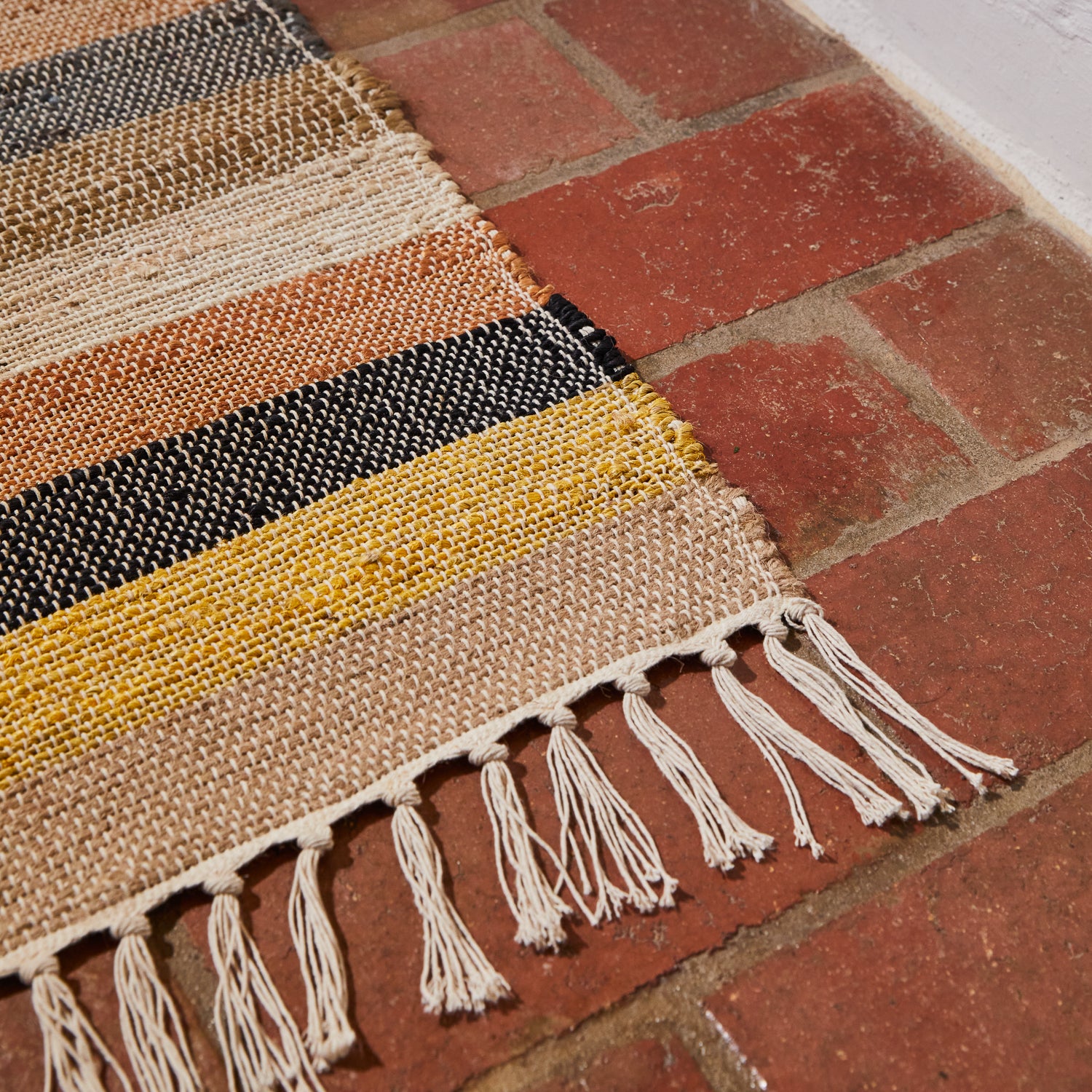 Valorie Handmade Jute Rug Runner - Natural Eco-Friendly Floor Mat for Hallway, Kitchen, Dining Room & Entryway Decor