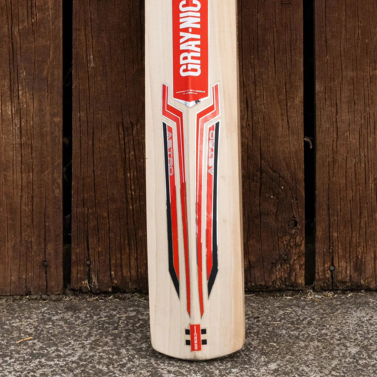 GN Astro 800 Junior Cricket Bat - Lightweight English Willow Cricket Bat for Kids & Youth | Perfect for Practice, Training & Junior Cricket Matches