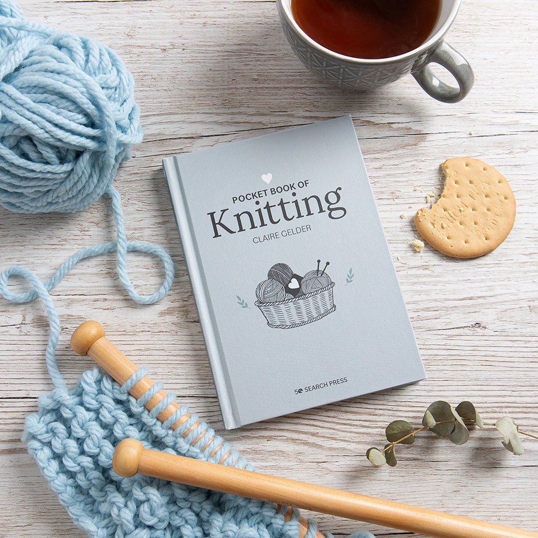 Premium Bronze Level Scarf Knitting Kit with Knitting Pocket Book - DIY Knitting Starter Set for Beginners, Cozy Winter Accessories Gift Idea for Women & Teens - Perfect for Home Crafting, Relaxation & Holiday Gifts
