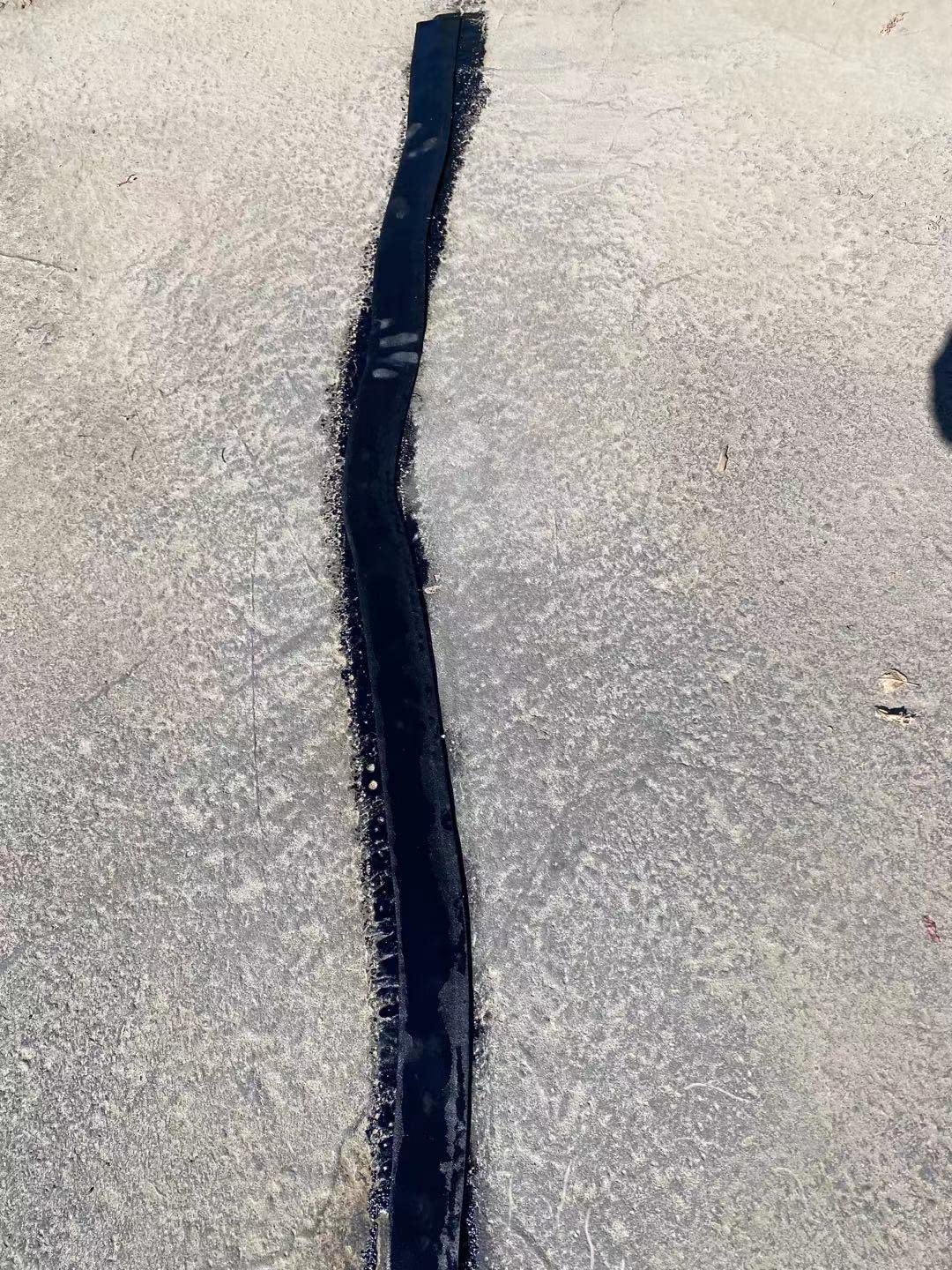 Premium Asphalt Crack Sealer Tape - 2 Inch x 50 FT (3mm Thick) - Hot Applied Tarmac Joint Filler for Parking Lots, Driveways & Road Repair - Weatherproof & Durable Pavement Repair Solution for DIY & Professional Use