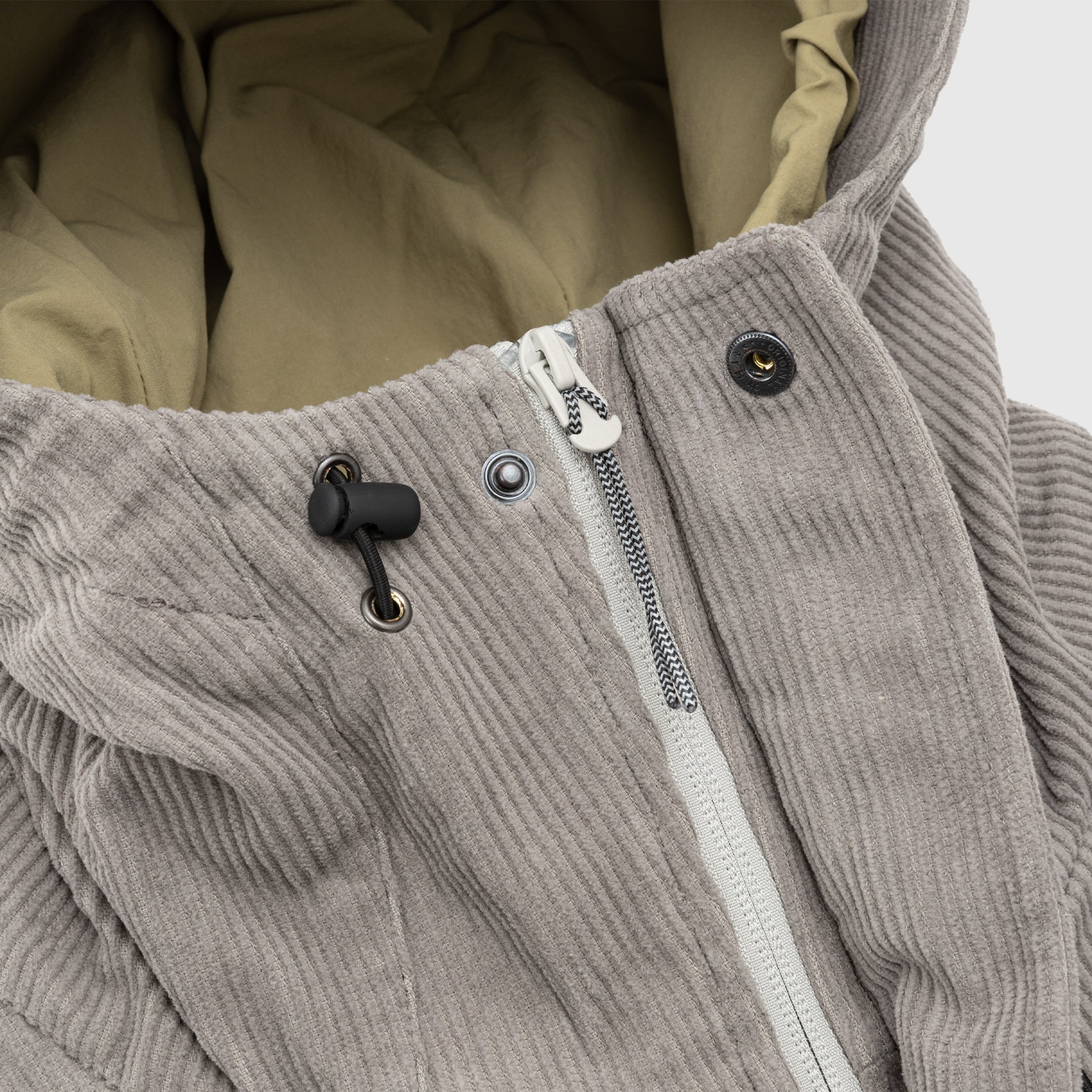 Stylish Corduroy Jacket for Men & Women - Soft & Comfortable Fall/Winter Outerwear - Perfect for Casual Outings & Outdoor Adventures