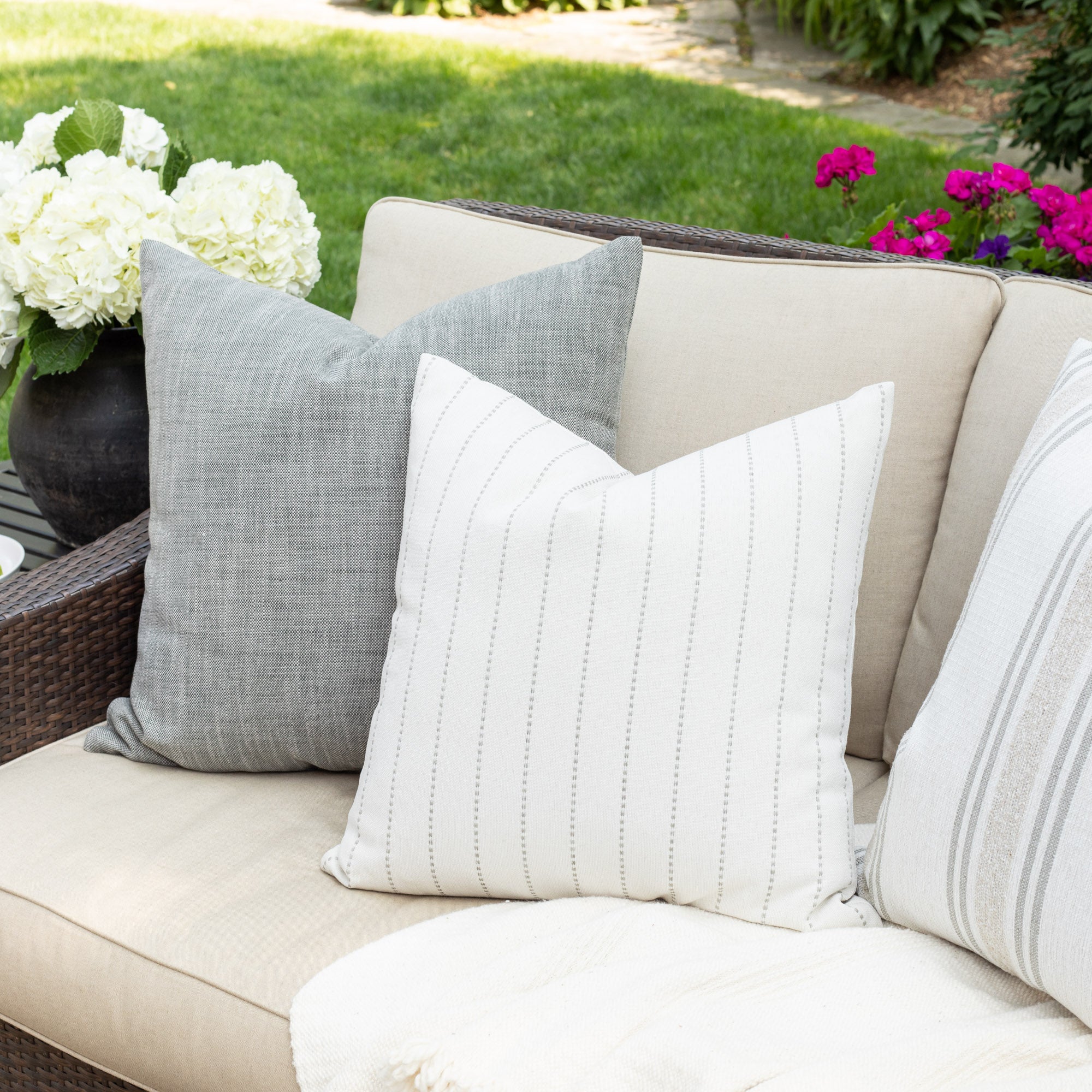 Fontana 20x20 Outdoor Pillow - Premium Linen Cover - Water Resistant & UV Protected - Perfect for Patio, Deck, Poolside & Garden Furniture
