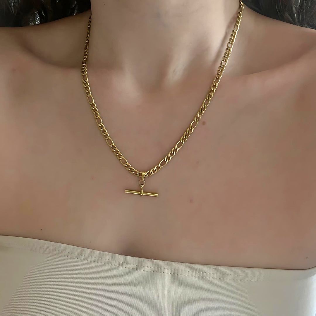 18K Gold Plated T Bar Pendant Figaro Chain Necklace for Men & Women - Elegant Watch Accessory | Perfect for Formal Events, Weddings & Gifts | JDN738