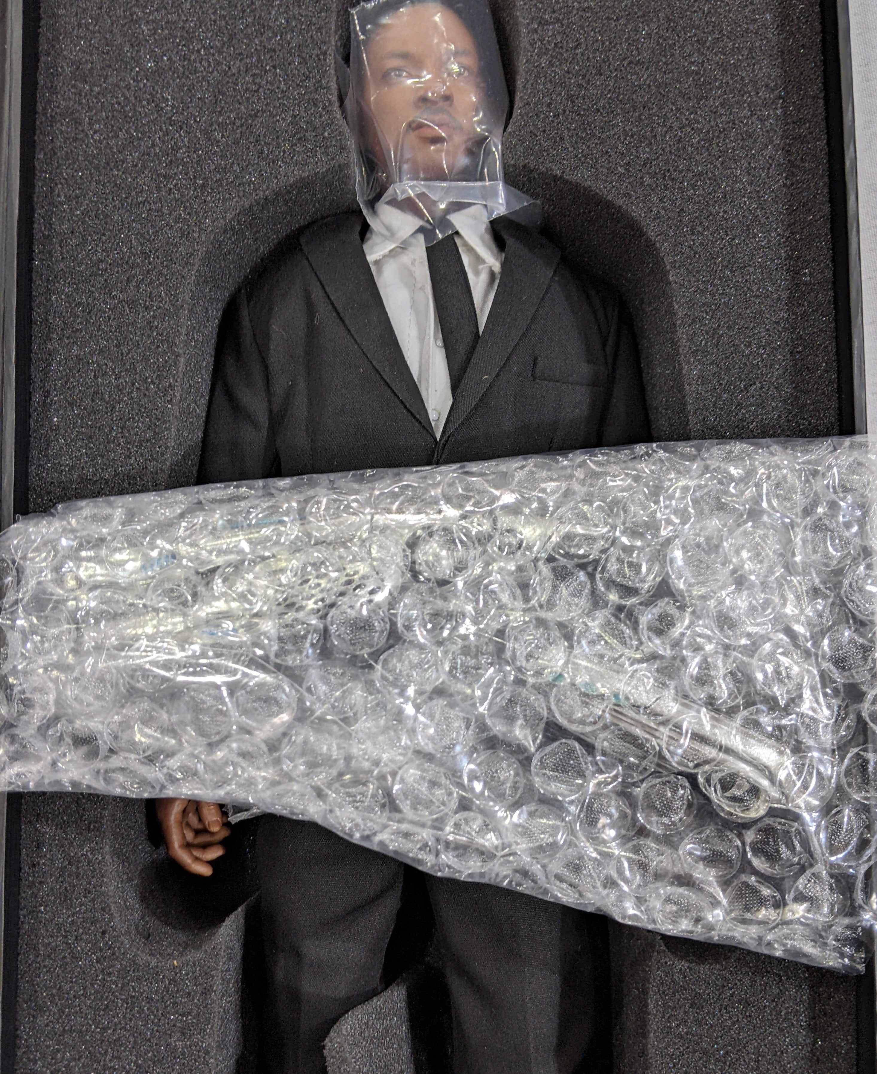 Enterbay Real Masterpiece 1/6 Scale Men In Black 3 Agent J Action Figure Collectible - Perfect for Movie Fans & Collectors - Display in Home Office or Man Cave