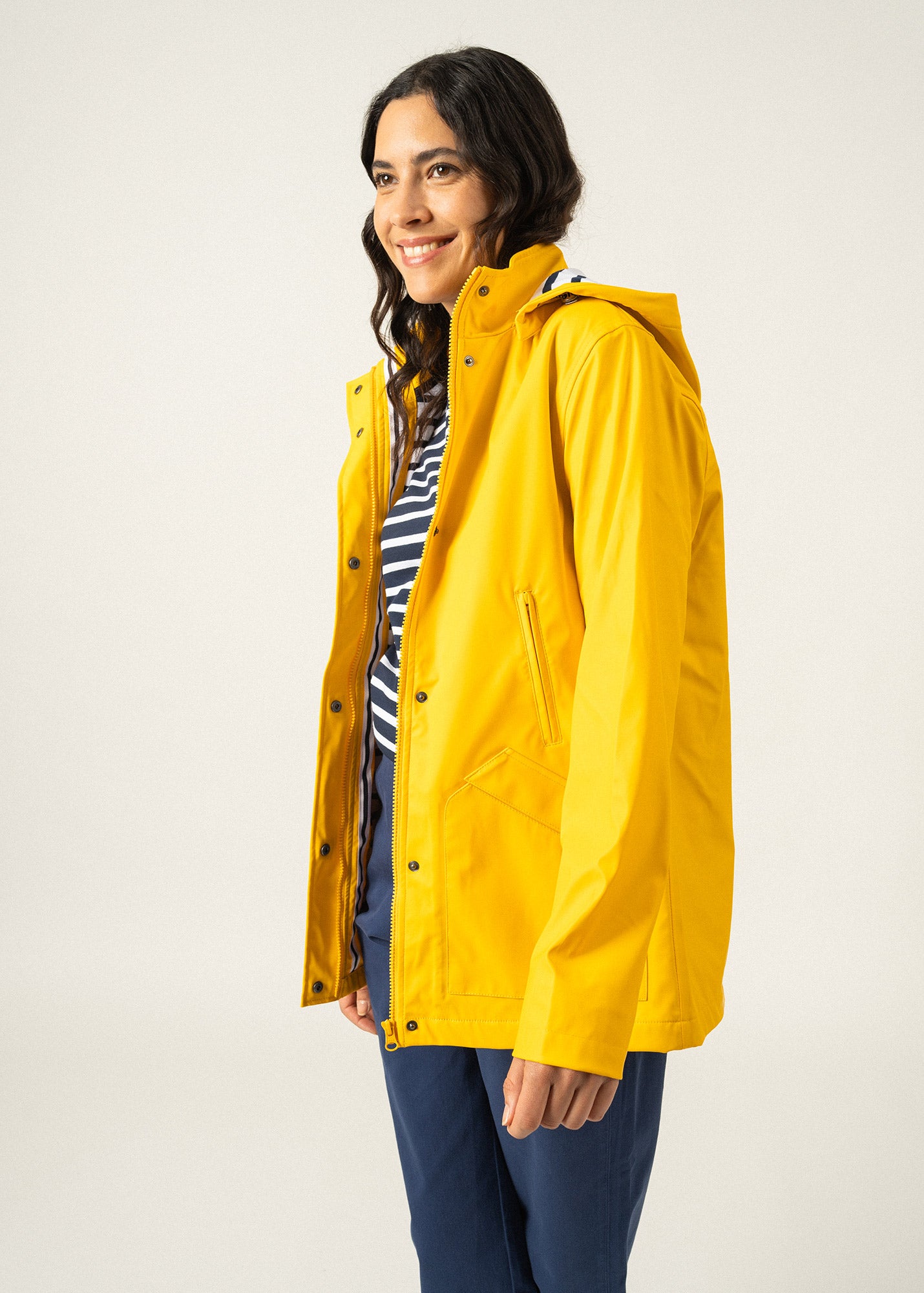 ST MORGANE Waterproof Raincoat with Hood for Women & Men - Lightweight Windproof Outdoor Jacket (Yellow) - Perfect for Hiking, Camping & Travel