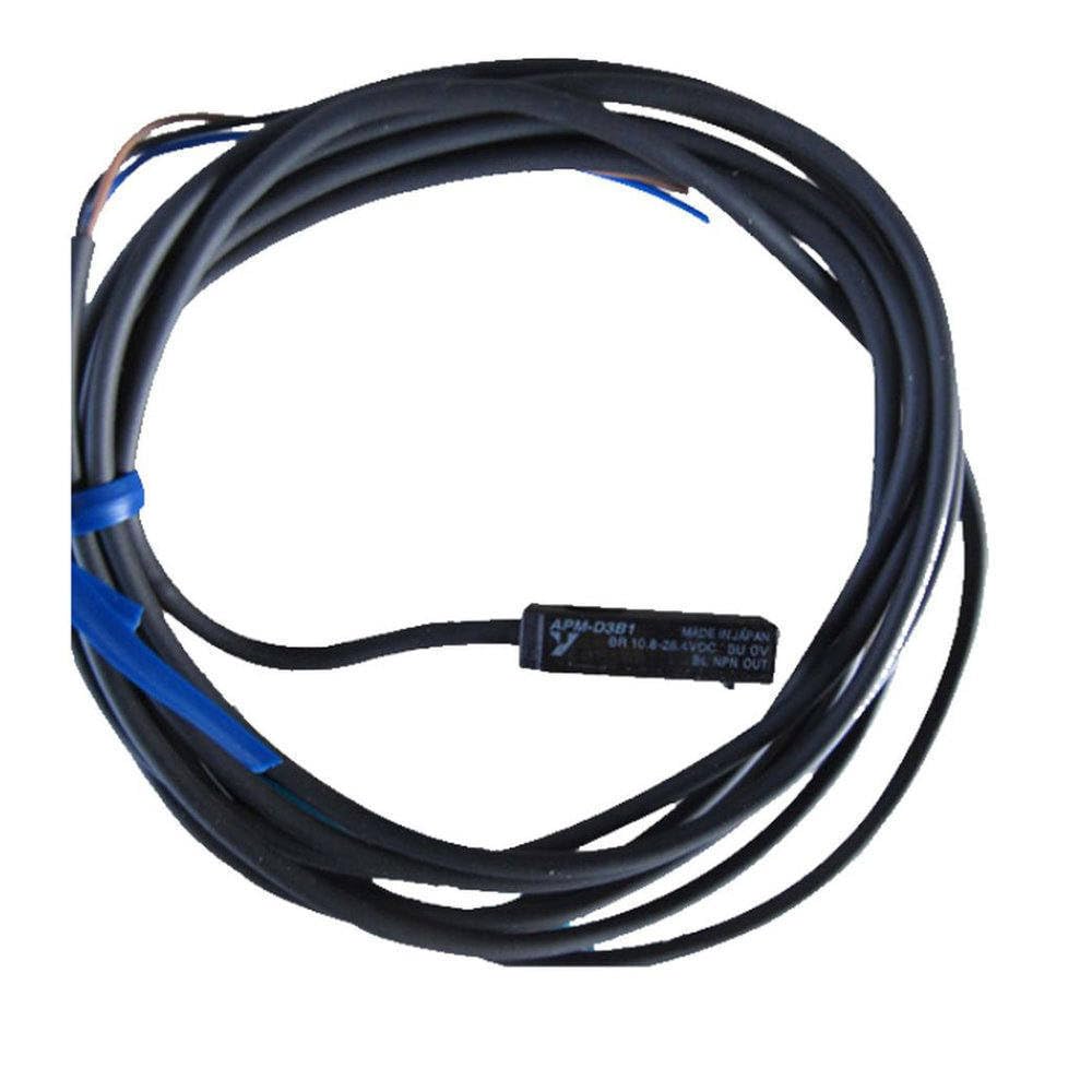 APM-D3B1 Proximity Sensor Switch - High Precision NPN NO Inductive Sensor for Industrial Automation, CNC Machines, and Robotics (10-30V DC, 200mA) - Perfect for Object Detection and Position Control in Harsh Environments