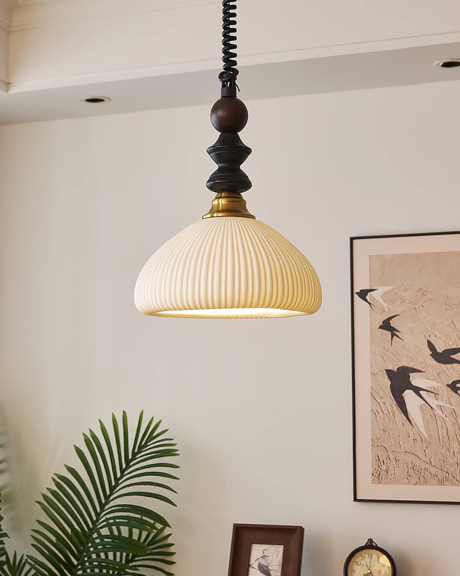 Econiko Modern Pendant Lamp - Stylish Hanging Light Fixture for Kitchen Island, Dining Room, and Living Room Decor