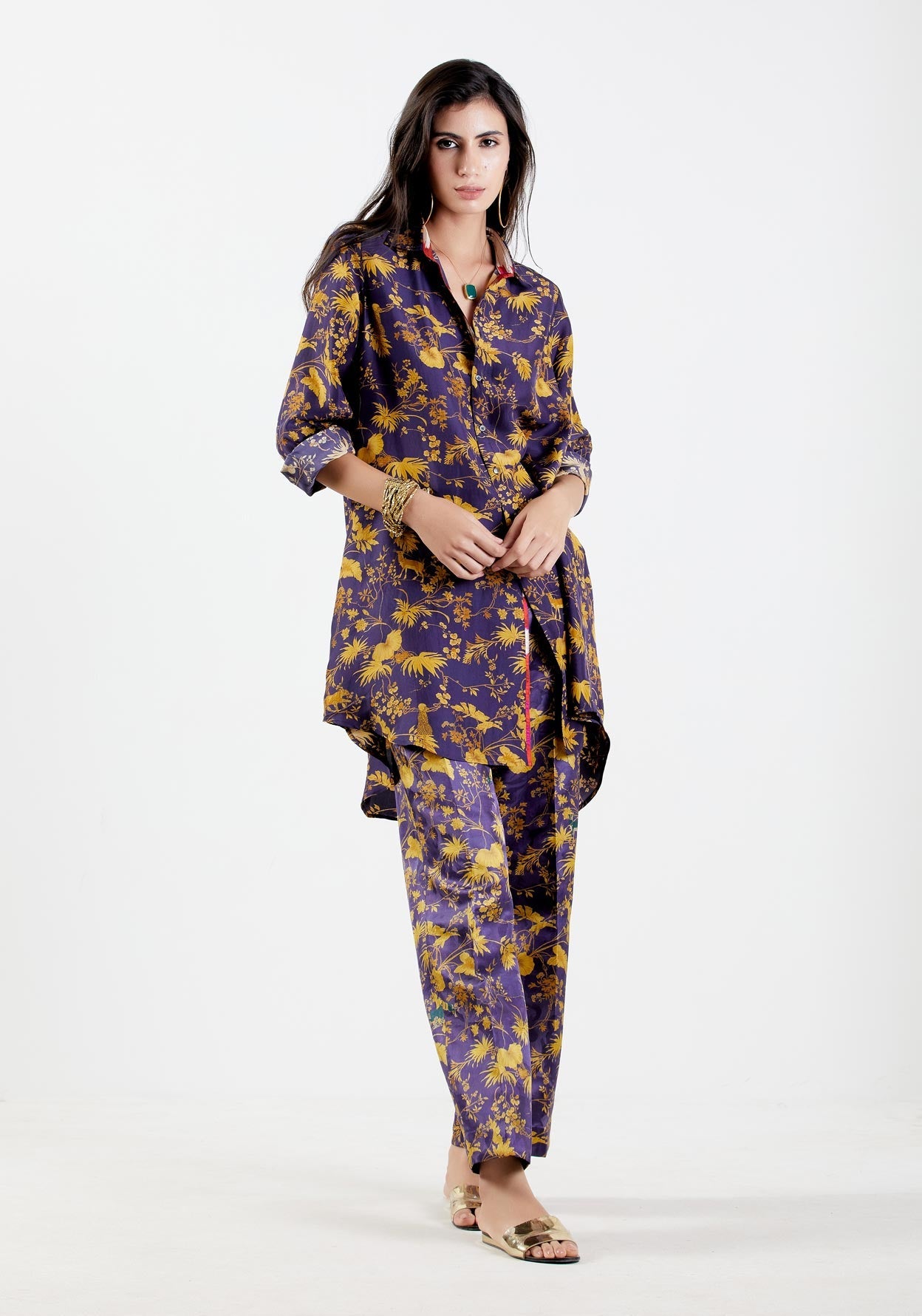 Luxury Oversized Silk Twirt Shirt for Women - Gold Twill Fabric - Perfect for Casual Wear, Office Outfits & Evening Events