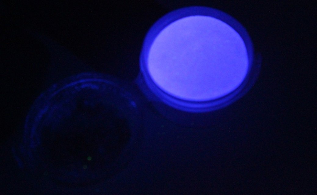 Glow in The Dark Powder - Daytime Visible Lilac Pigment - 4oz (113g) for DIY Crafts, Nail Art, Halloween Decor & More - Non-Toxic & Long-Lasting Glow