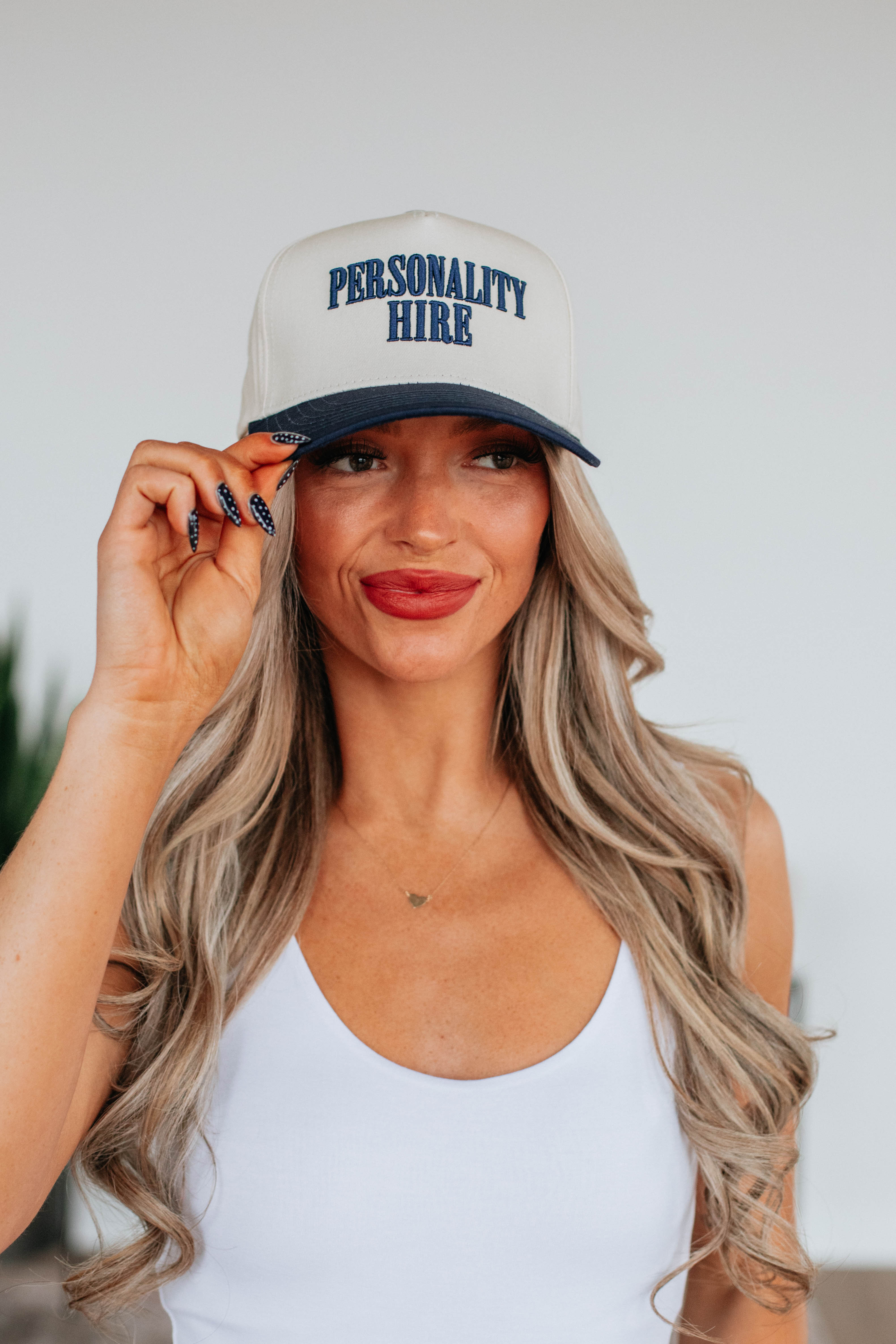 Personality Hire Trucker Hat - Funny & Unique Trucker Cap for Men & Women - Perfect for Work, Parties & Outdoor Activities