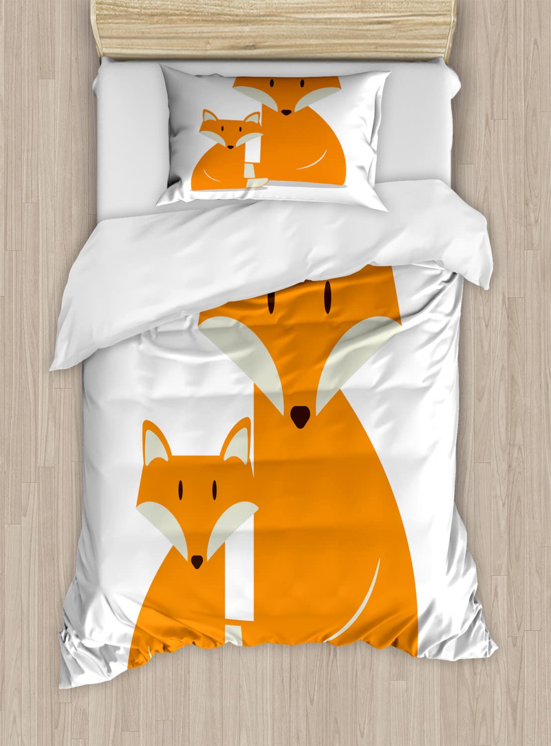 Ambesonne Fox Duvet Cover Set - King Size 2-Pack with 2 Duvet Covers & 4 Pillowcases, Wild Animal Mother & Cub Graphic in Marigold Pastel Green - Cozy Bedding for Wildlife Lovers' Bedroom Decor