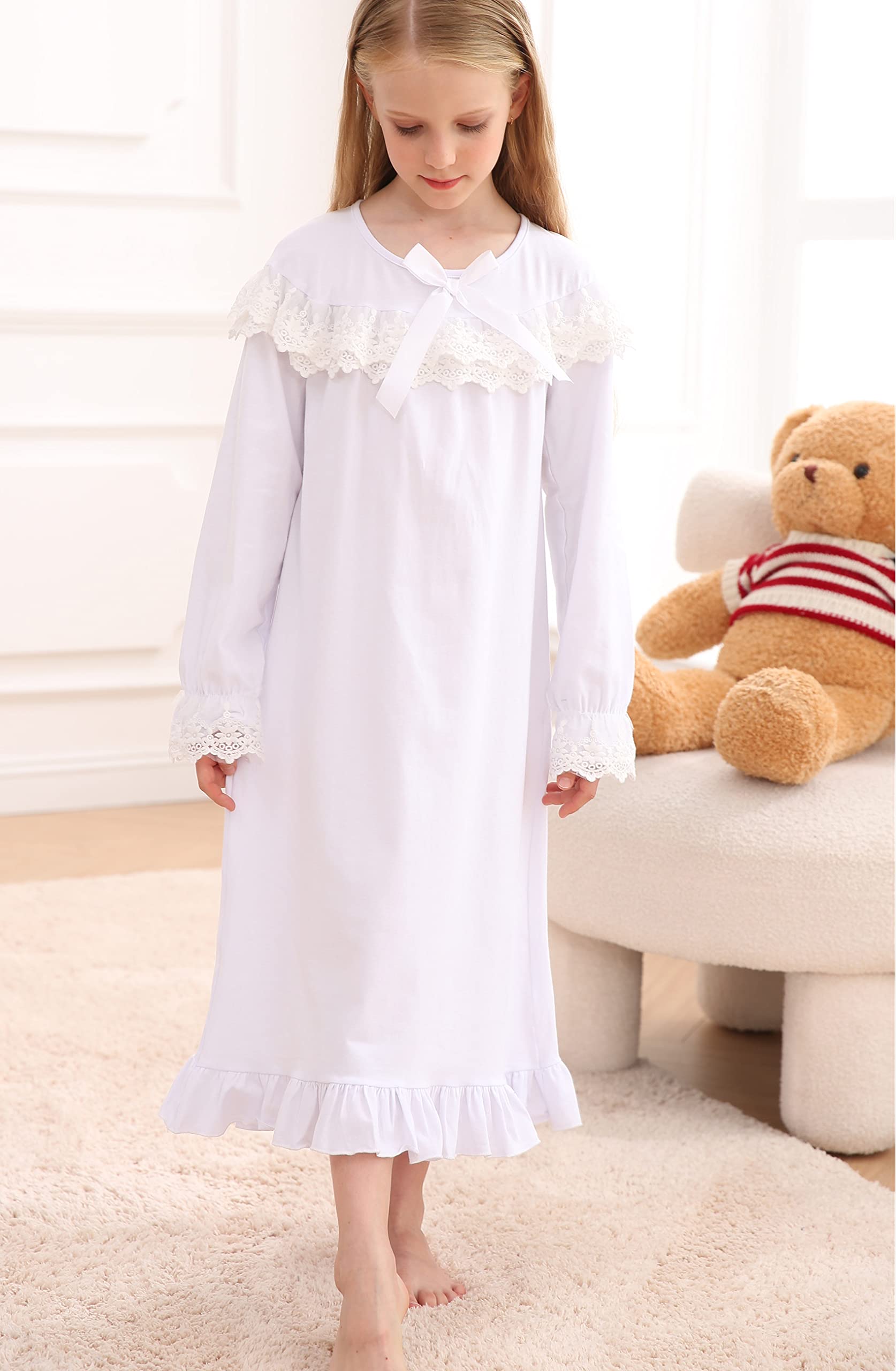 Lovekider Girls Christmas Nightgowns - Cute Lace Xmas Pajamas Dress Long Sleeve Princess Nightdress Sleep Shirts for Kids 4-12 Years - Perfect for Holiday Sleepovers, Christmas Morning & Winter Family Photos