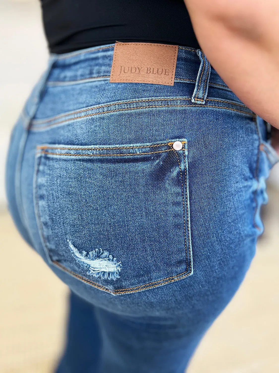 Judy Blue Women's Mid Rise Distressed Raw Hem Jeans - Comfortable Stretch Denim for Casual Wear & Everyday Outfits
