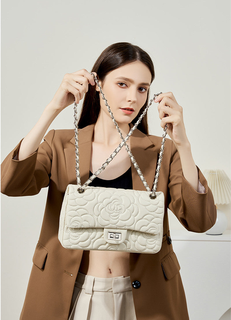Quilted Chain Shoulder Bag for Women - Fashion Crossbody Purse with Adjustable Strap, Perfect for Work, Travel & Evening Out