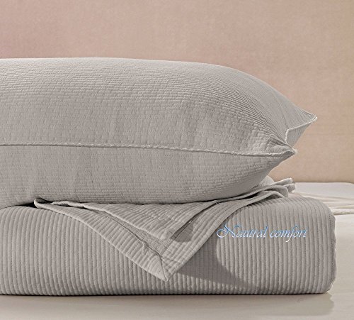 Quilted Silhouette Pattern-light Grey