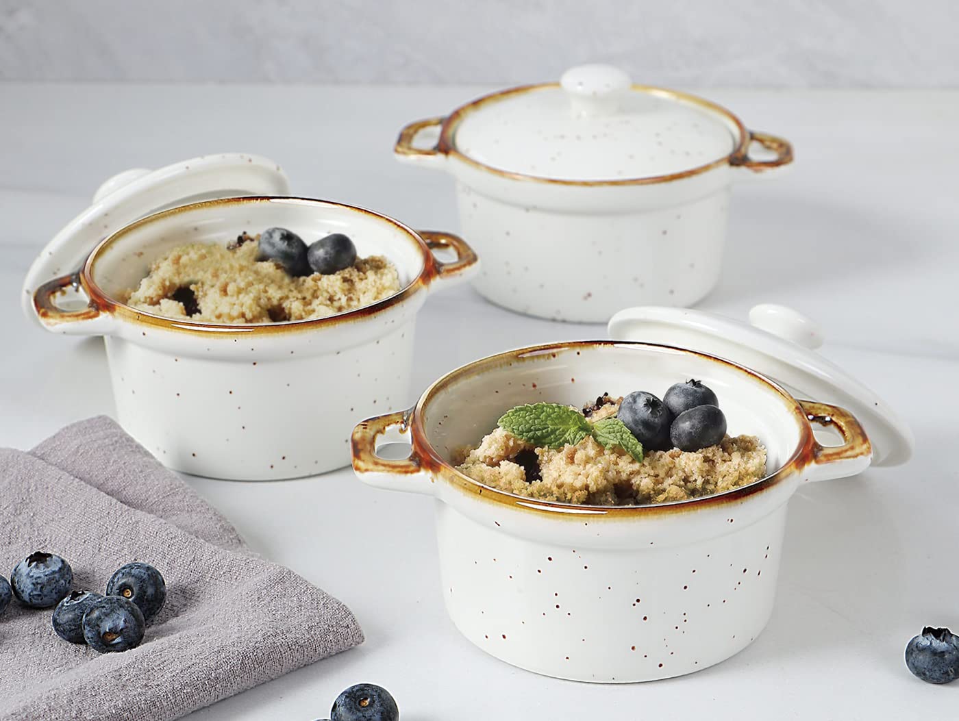 6 oz Ramekins & 6 oz Casserole Dish with Lid - Oven, Microwave & Dishwasher Safe, Durable Porcelain Baking Dishes for Soufflés, Crème Brûlée & Side Dishes - Perfect for Home Cooking, Meal Prep & Entertaining