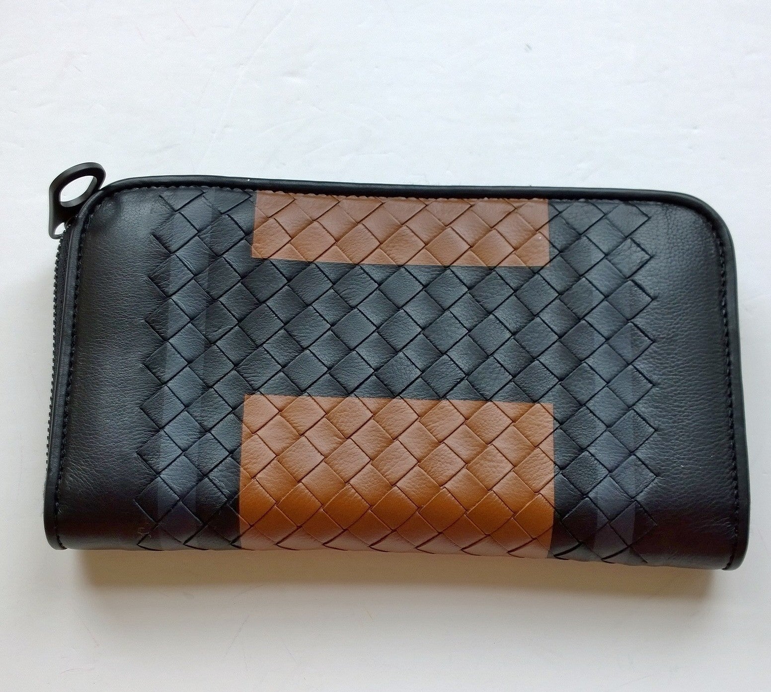 Bottega Veneta Intrecciato Black Woven Leather Wallet for Men - Brown & Navy Color Block Design | Slim Bifold Wallet for Everyday Use & Travel Essentials