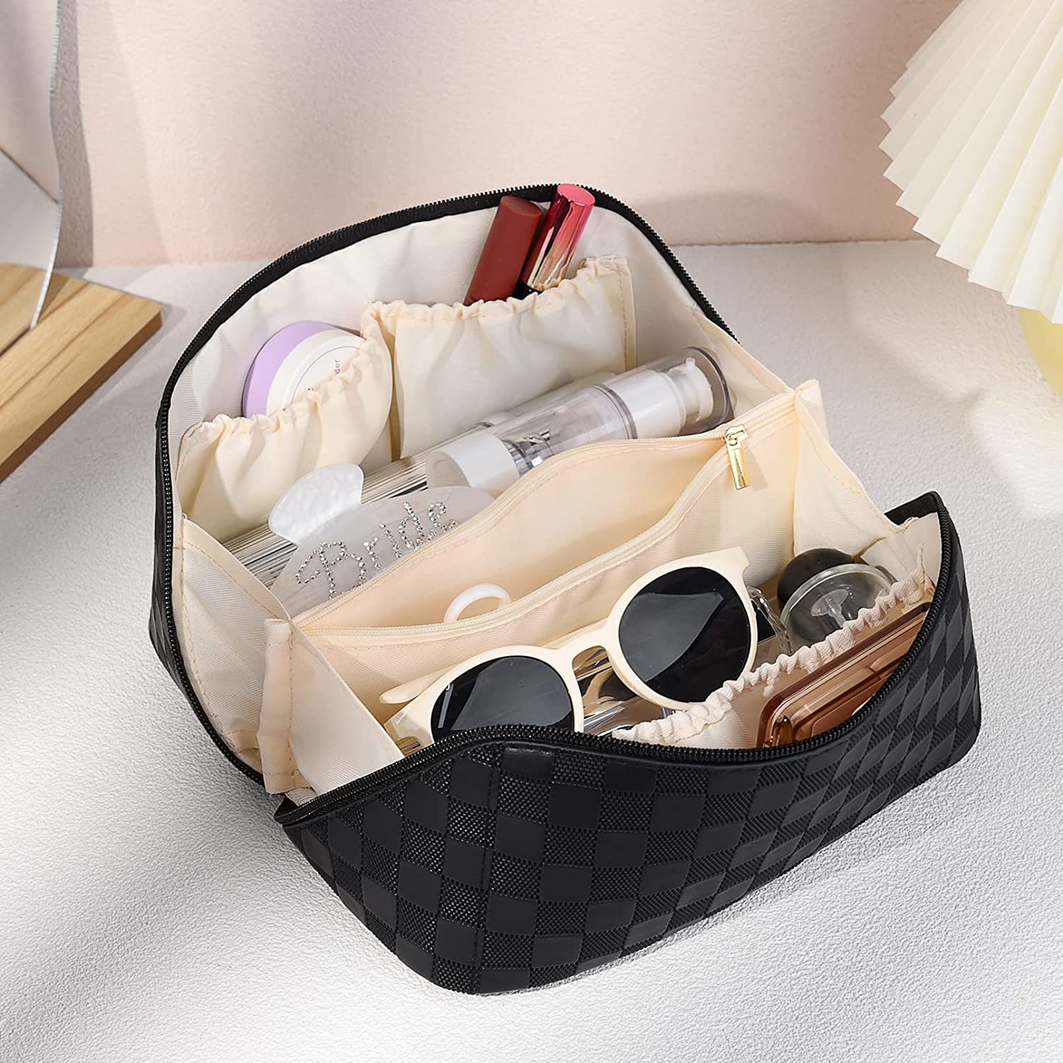 Large Capacity Checkered Leather Makeup Bag for Women - Travel Cosmetic Organizer, Portable Toiletry Bag with Flat Lay Design (Black Checkered Pattern) | Perfect for Air Travel, Gym, Weekend Getaways & Everyday Essentials Storage