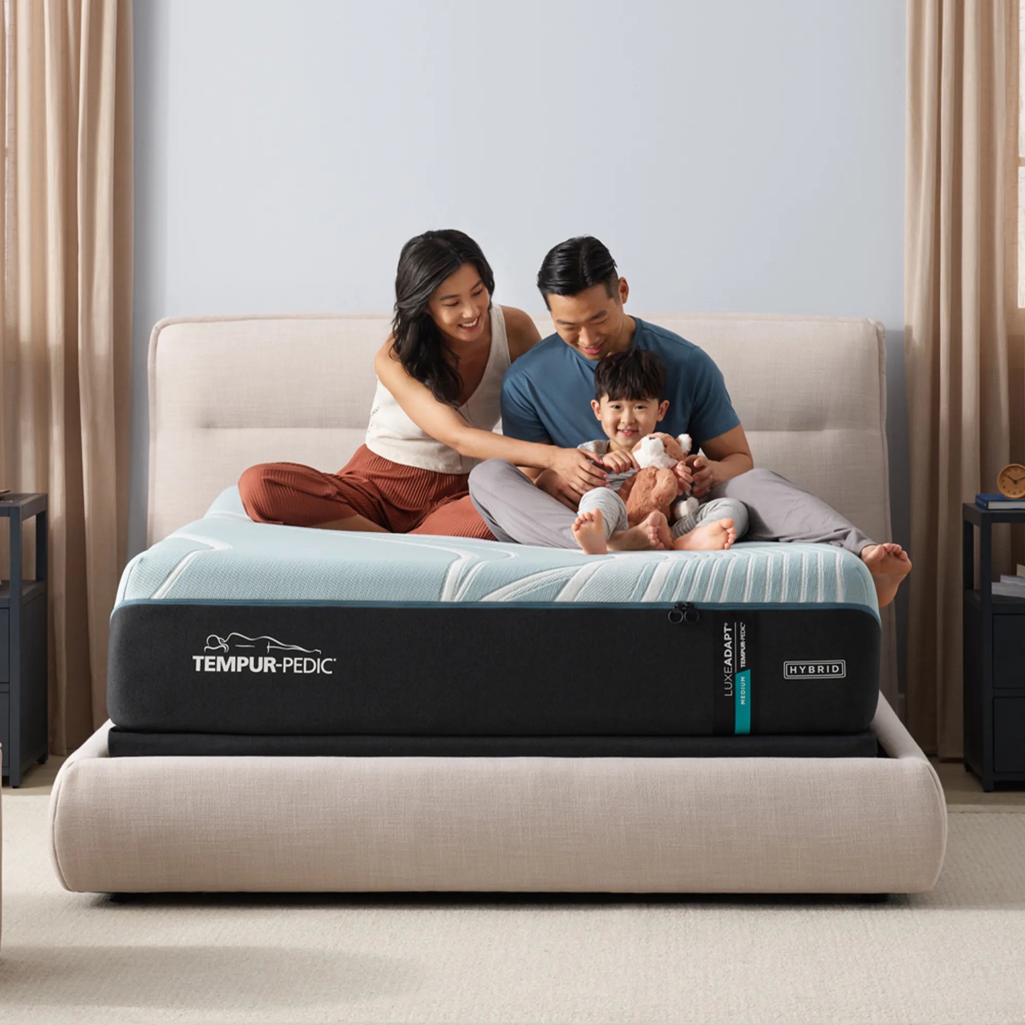 TEMPUR LuxeAdapt® Medium Hybrid Mattress - Premium Memory Foam & Spring Support for Back Pain Relief - Perfect for Side, Back & Stomach Sleepers - Ideal for Master Bedroom & Guest Room Use