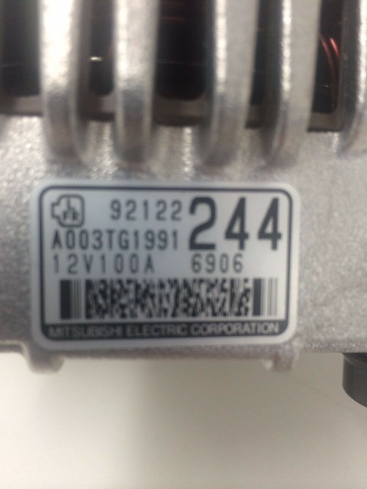 Genuine Holden Commodore Alternator for 2005-2006 VZ V6 Alloytech 100 Amp (Part# 92122244) - Reliable Replacement for Engine Performance & Electrical System
