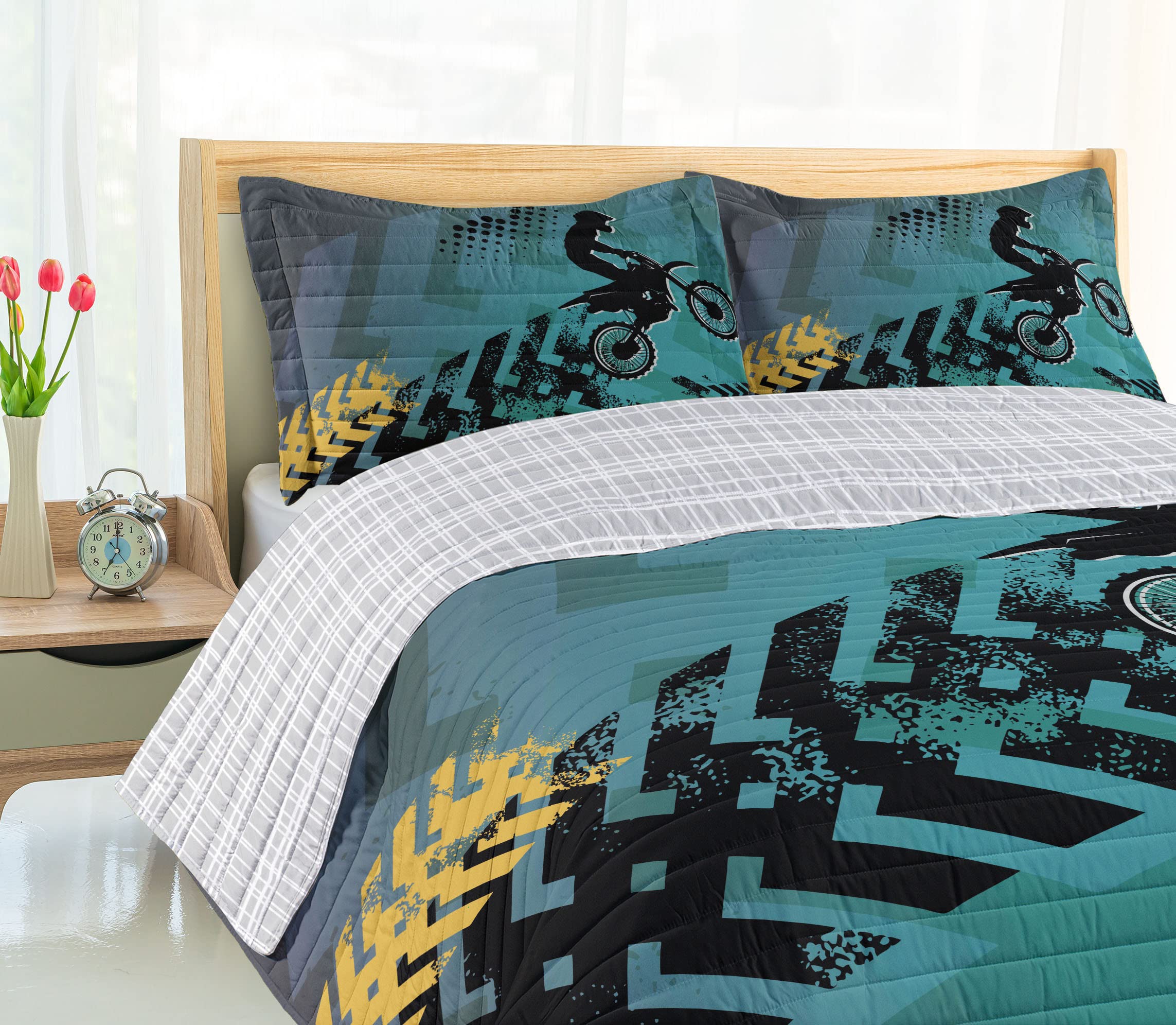 Ambesonne Reversible Dirt Bike Bedspread Set - Extreme Sports Stunt Racer Silhouette Design with Grunge Arrows | Microfiber Comforter & Pillow Shams | King Size Bedding in Teal, Pale Blue & Black | Perfect for Motorcycle Enthusiasts' Bedrooms & Man Caves