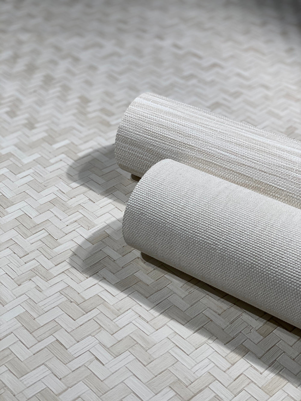 Botanica Faux Grasscloth Wallpaper - Premium Peel and Stick Wallpaper for Home Decor - Perfect for Living Room, Bedroom, and Office Accent Walls