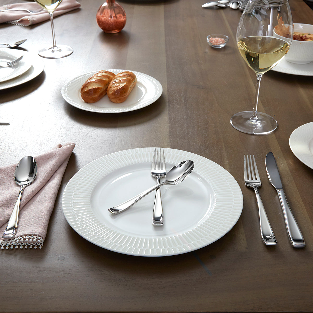 Stylish 5-Piece Dinnerware Set - Elegant Tableware for Everyday Dining & Special Occasions | Perfect for Home, Restaurant & Party Use