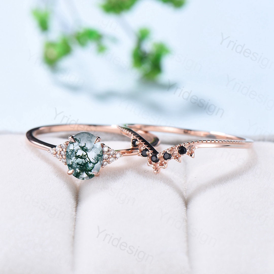 Oval Moss Agate Engagement Ring Set with Moissanite Cluster – Vintage Aquatic Agate Wedding Band & Black Spinel Stacking Ring for Women | Perfect for Promises, Anniversaries, and Boho Bridal Jewelry