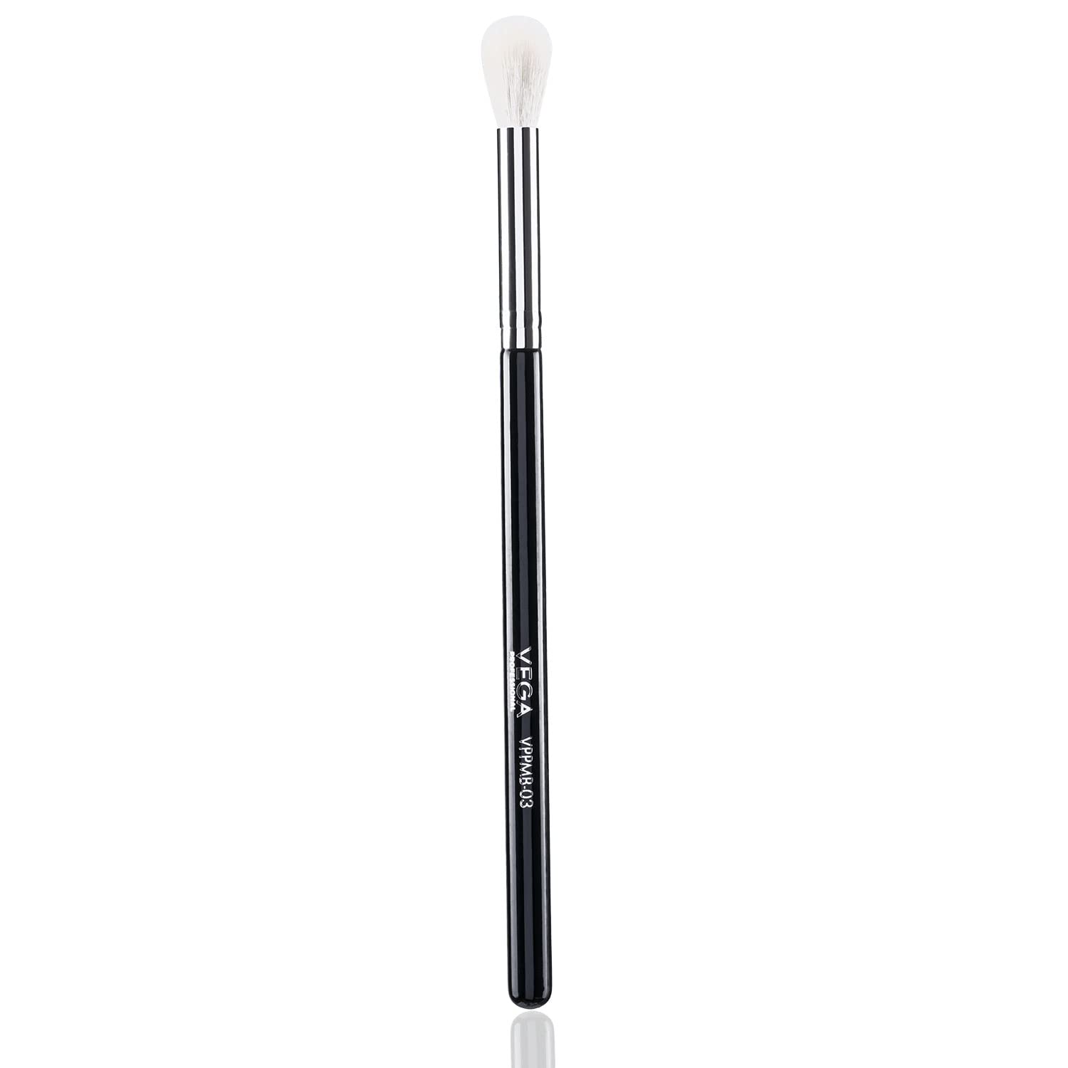 VEGA PROFESSIONAL Eye Blender Makeup Brush - Soft Bristles with Copper Ferrule & Wooden Handle (VPPMB-03) - Perfect for Eyeshadow Blending, Contouring & Professional Makeup Application
