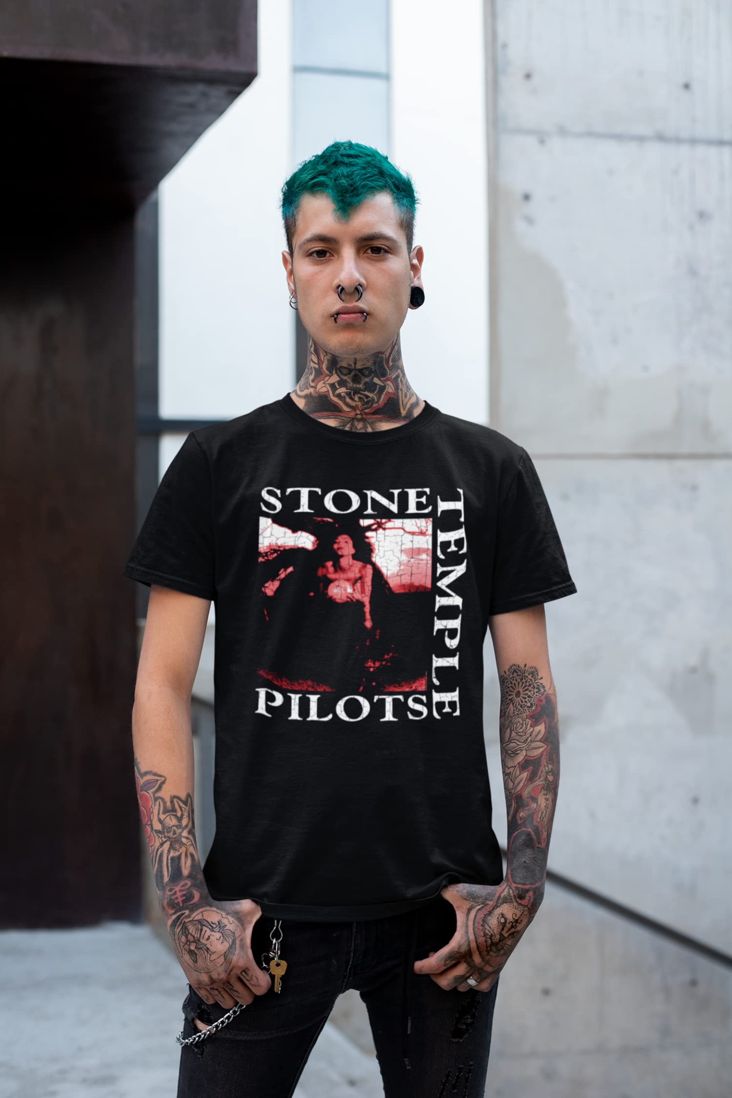 Stone Temple Pilots Official Band T-Shirt - Vintage Rock Music Merchandise for Men & Women - Perfect for Concerts, Gifts & Casual Wear