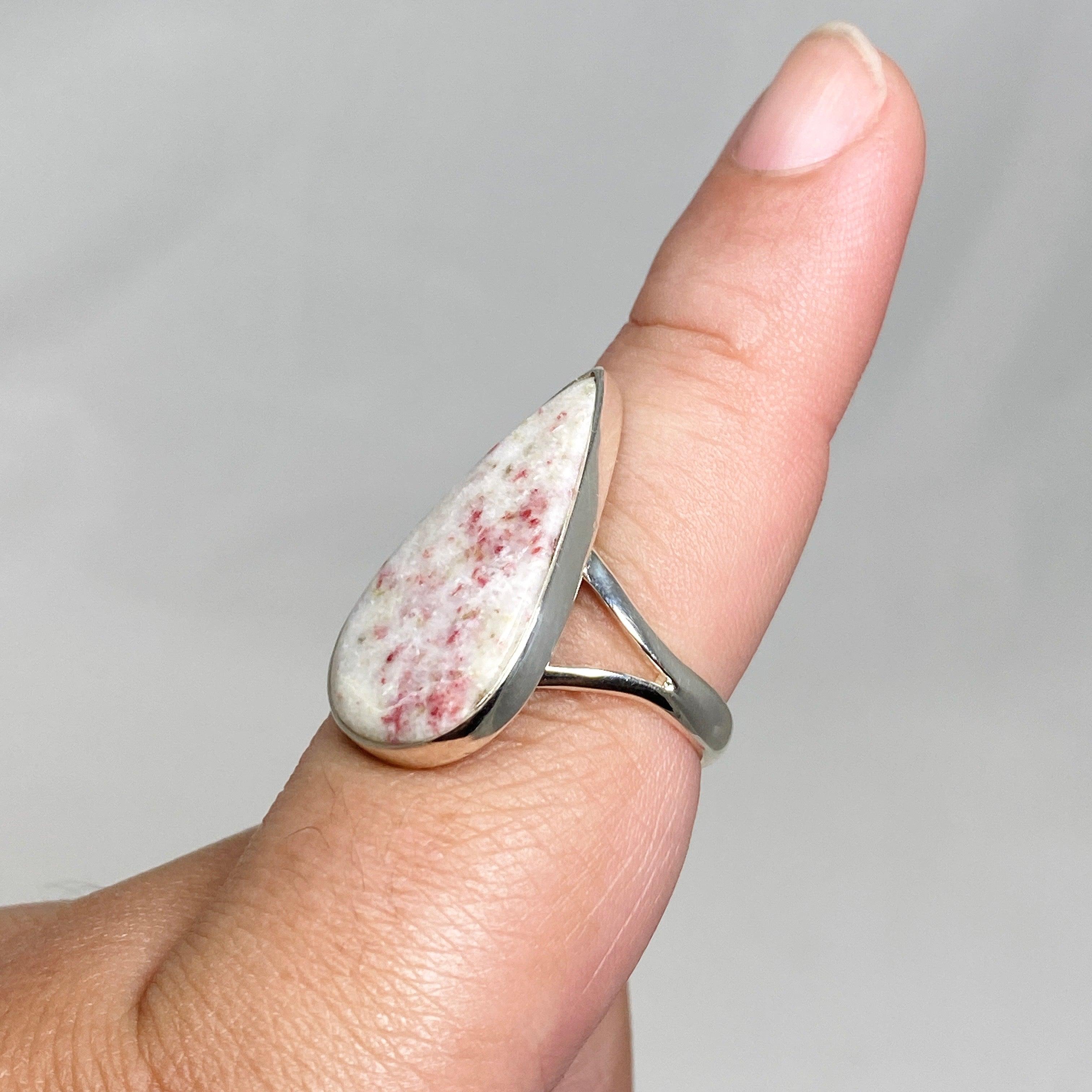 Cinnabar Teardrop Split Band Ring for Women - Size 9 - KRGJ3176 - Elegant Boho Jewelry for Parties, Weddings & Everyday Wear