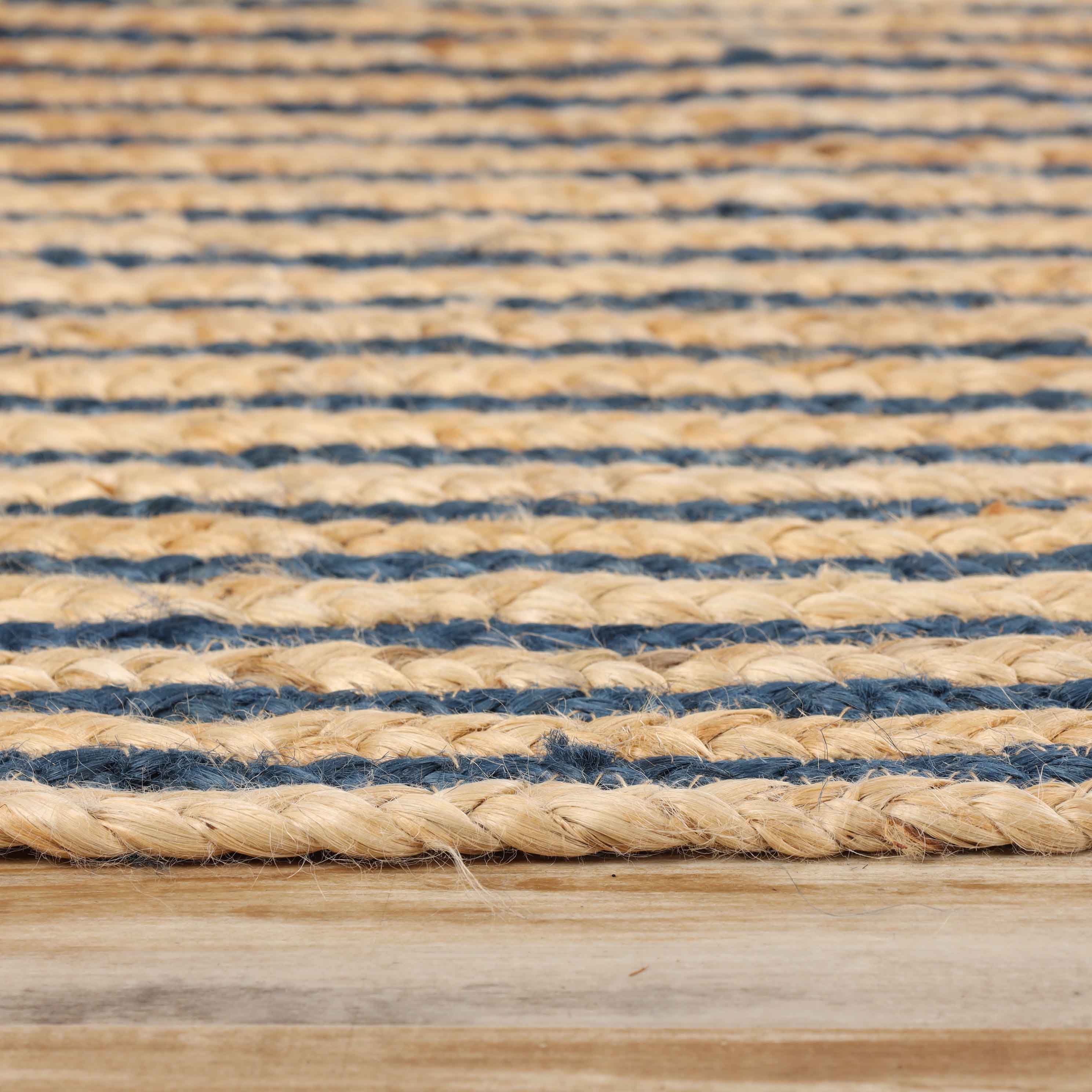 Braided Jute Reversible Handwoven Rug - Natural Fiber Indoor/Outdoor Area Rug for Living Room, Bedroom, Patio & Deck - Eco-Friendly Home Decor