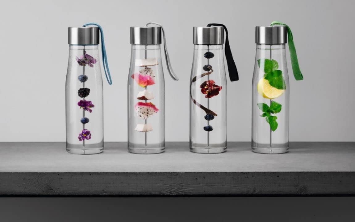 EVA SOLO My Flavour Drinking Bottle 0.5L - BPA-Free, Leakproof & Dishwasher Safe - Scandinavian Design Water Bottle with Carry Strap (Black) - Perfect for Gym, Hiking, Travel & Everyday Hydration