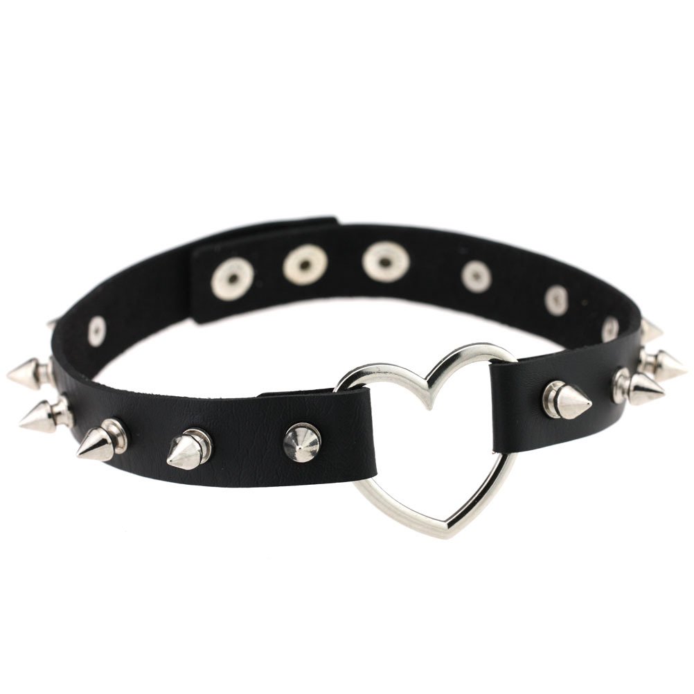 eYLun Punk Leather Choker Necklace for Women - Adjustable Heart Spike Rivet Collar with Rock Style | Perfect for Gothic, Rock Concerts, Halloween & Edgy Fashion Outfits