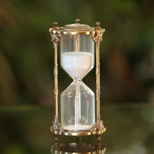 30 or 60 Minute Crystal Hourglass Timer - Silver or Gold Finish - Perfect for Board Games, Classroom, Office Decor & Meditation