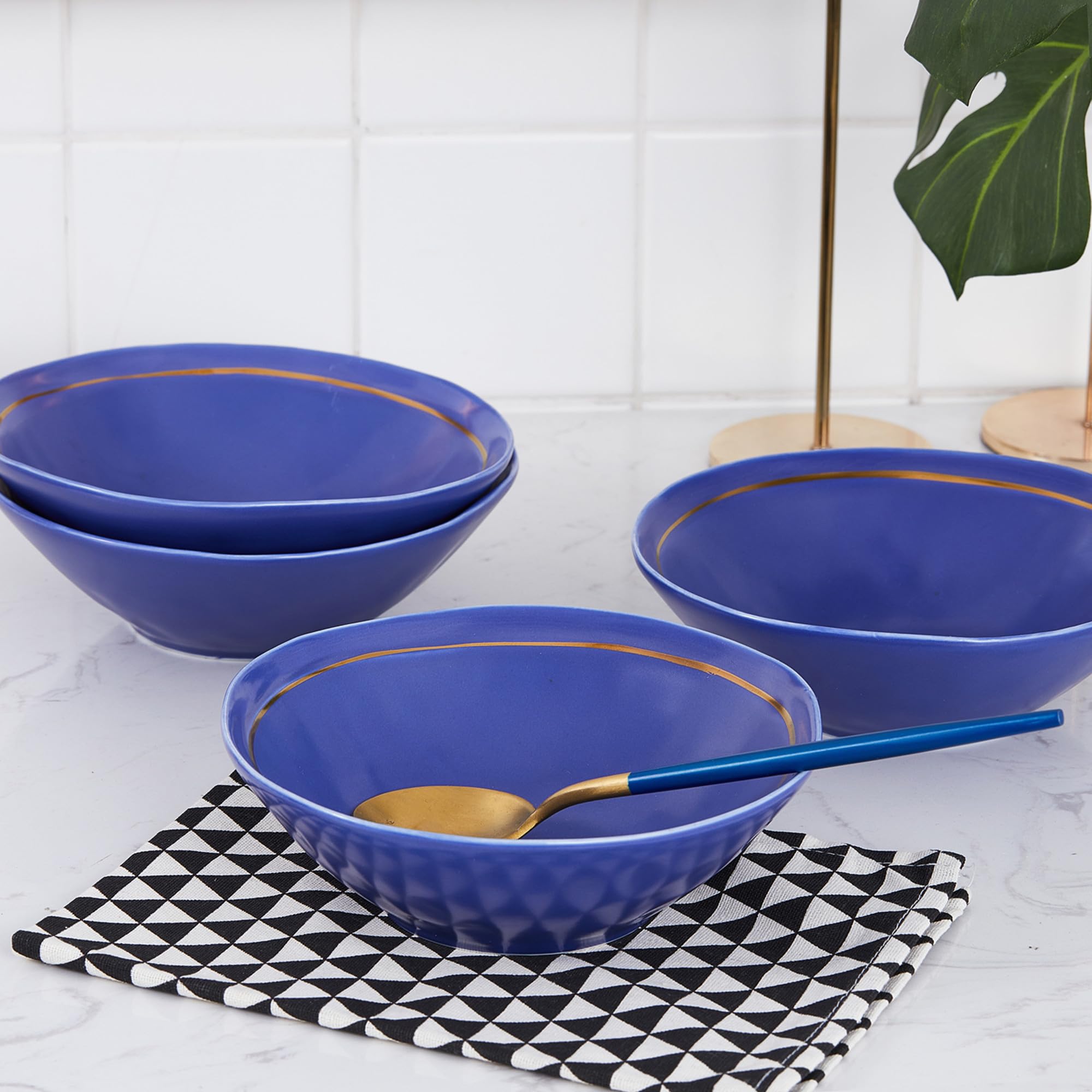 Stone Lain Clara 16-Piece Porcelain Dinnerware Set in Blue - Elegant Tableware for Everyday Dining, Dinner Parties & Special Occasions