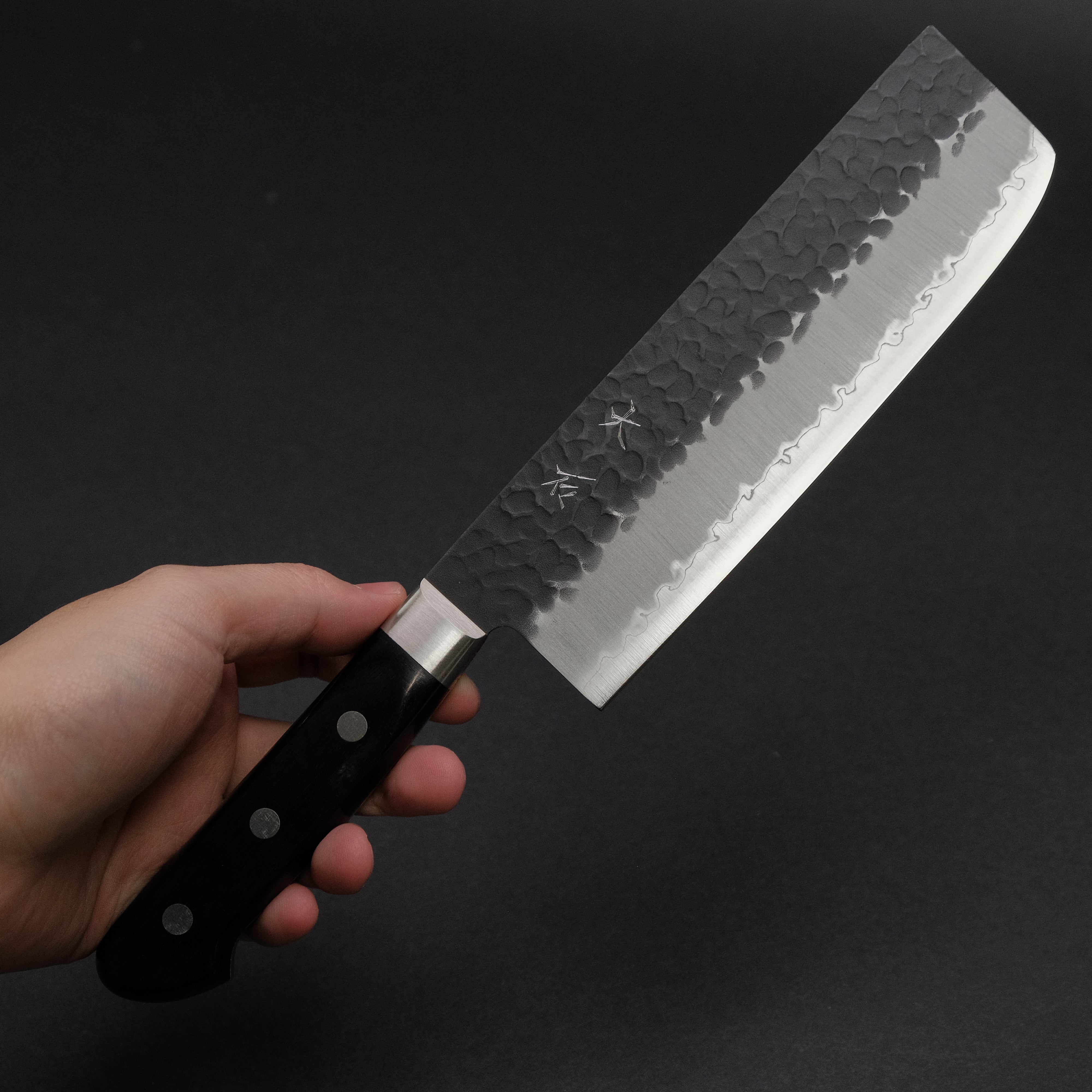 Ohishi Blue Super Kurouchi Tsuchime Nakiri Knife 165mm with Pakkawood Handle - Premium Japanese Kitchen Knife for Slicing Vegetables & Herbs