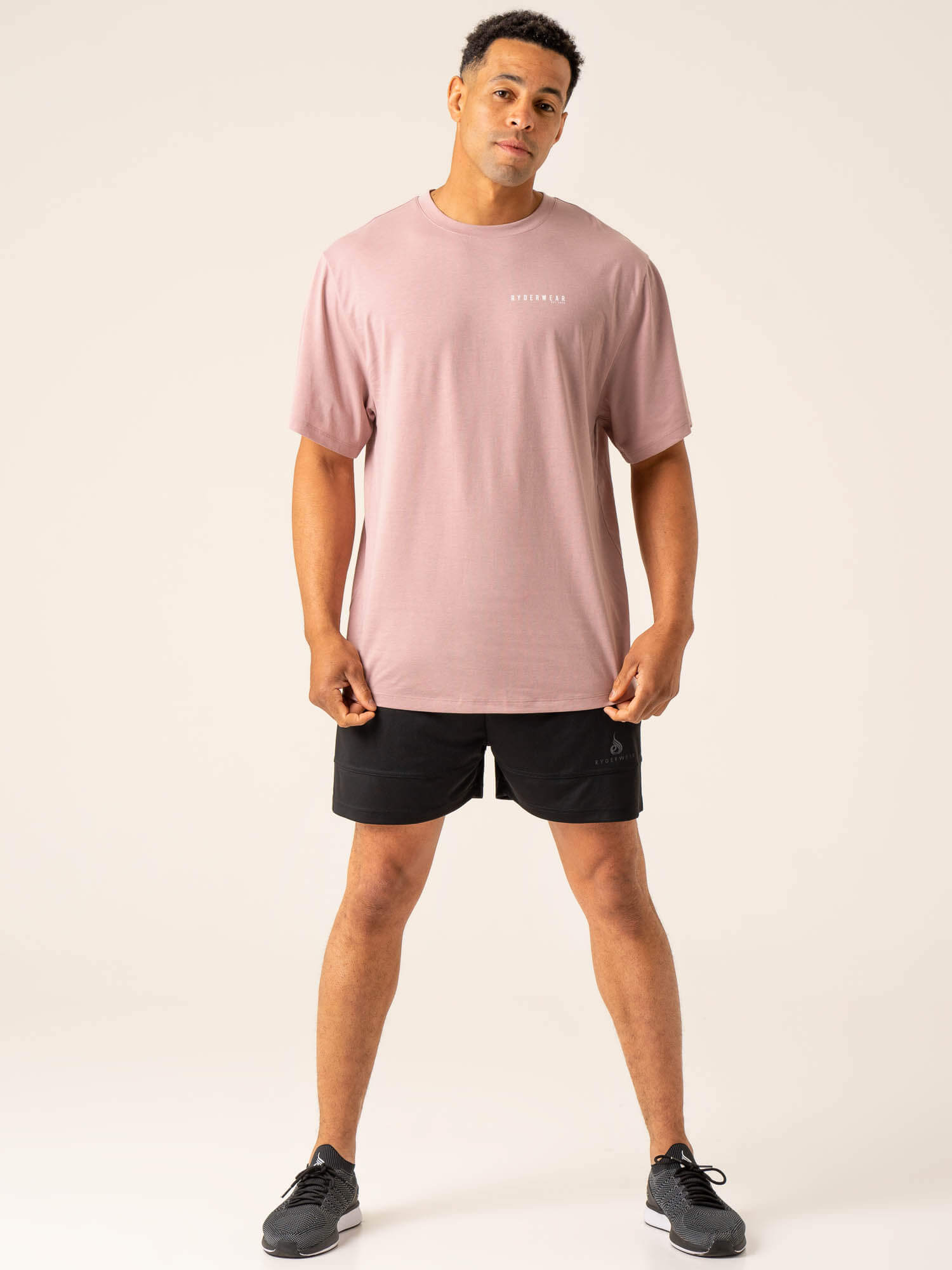 Premium Oversized T-Shirt for Men & Women - Soft Cotton Comfort Fit - Trendy Streetwear Style - Perfect for Casual Wear, Loungewear & Everyday Outfits