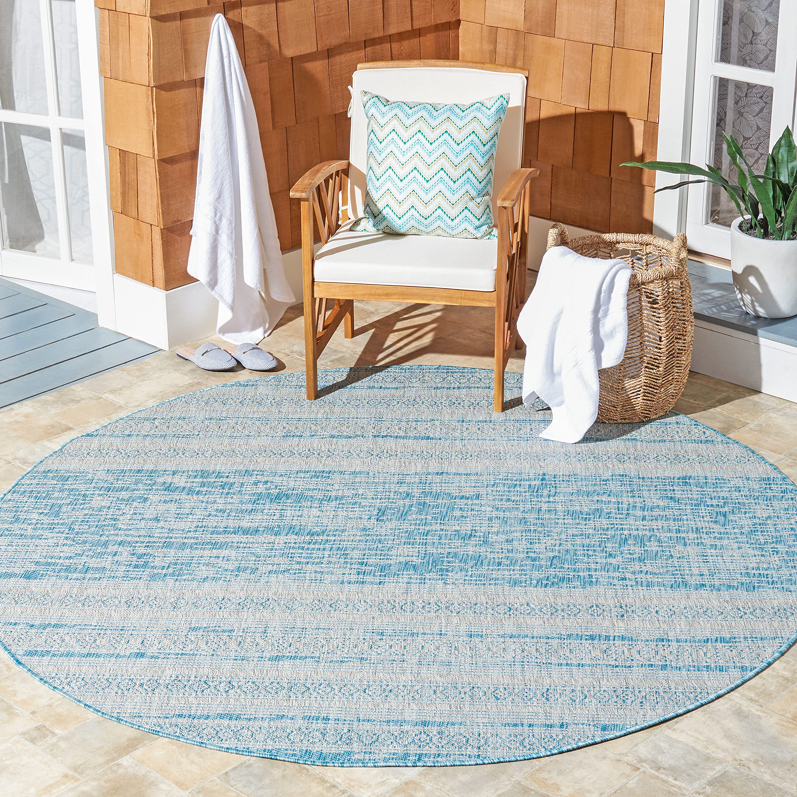 SAFAVIEH Courtyard Collection 7'10