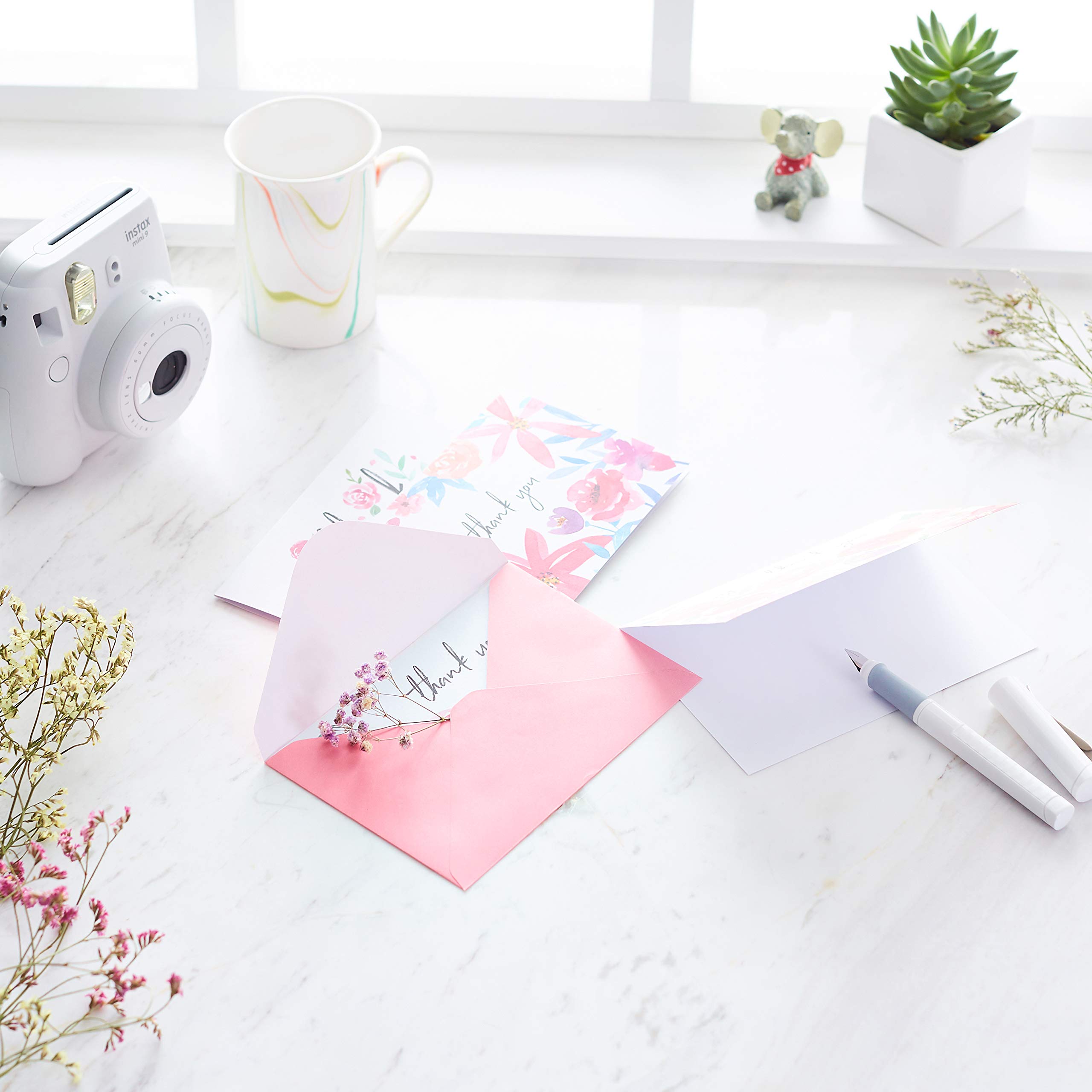 Amazon Basics Thank You Cards and Envelopes Set - 48 Count Floral Design Greeting Cards with Matching Envelopes - Perfect for Weddings, Birthdays, Appreciation Gifts & Special Occasions