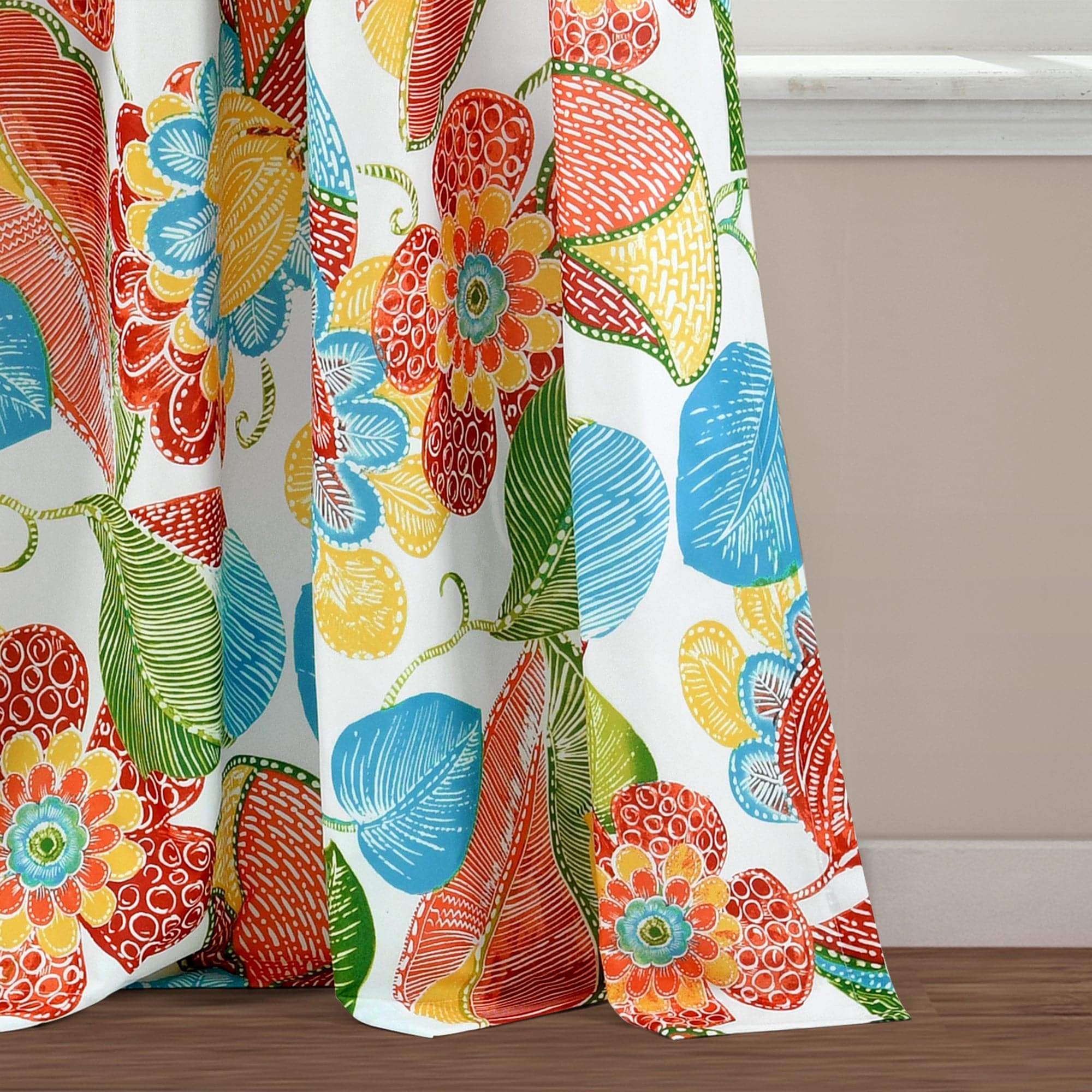 Layla Window Curtain Panel Set - Blackout Curtains for Bedroom & Living Room - Thermal Insulated Drapes for Home Decor - Perfect for Privacy, Light Blocking and Temperature Control