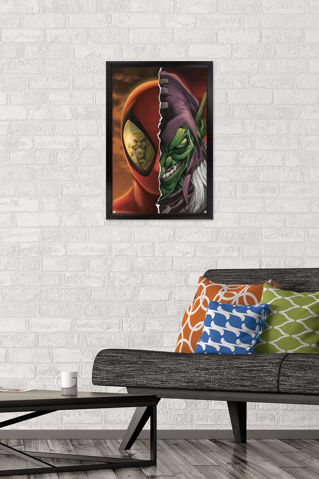Marvel Comics Green Goblin Spider-Man House of M #4 Framed Wall Poster 22.4x14.7 Inches - Perfect for Superhero Bedroom Decor, Home Theater & Comic Book Fan Gifts