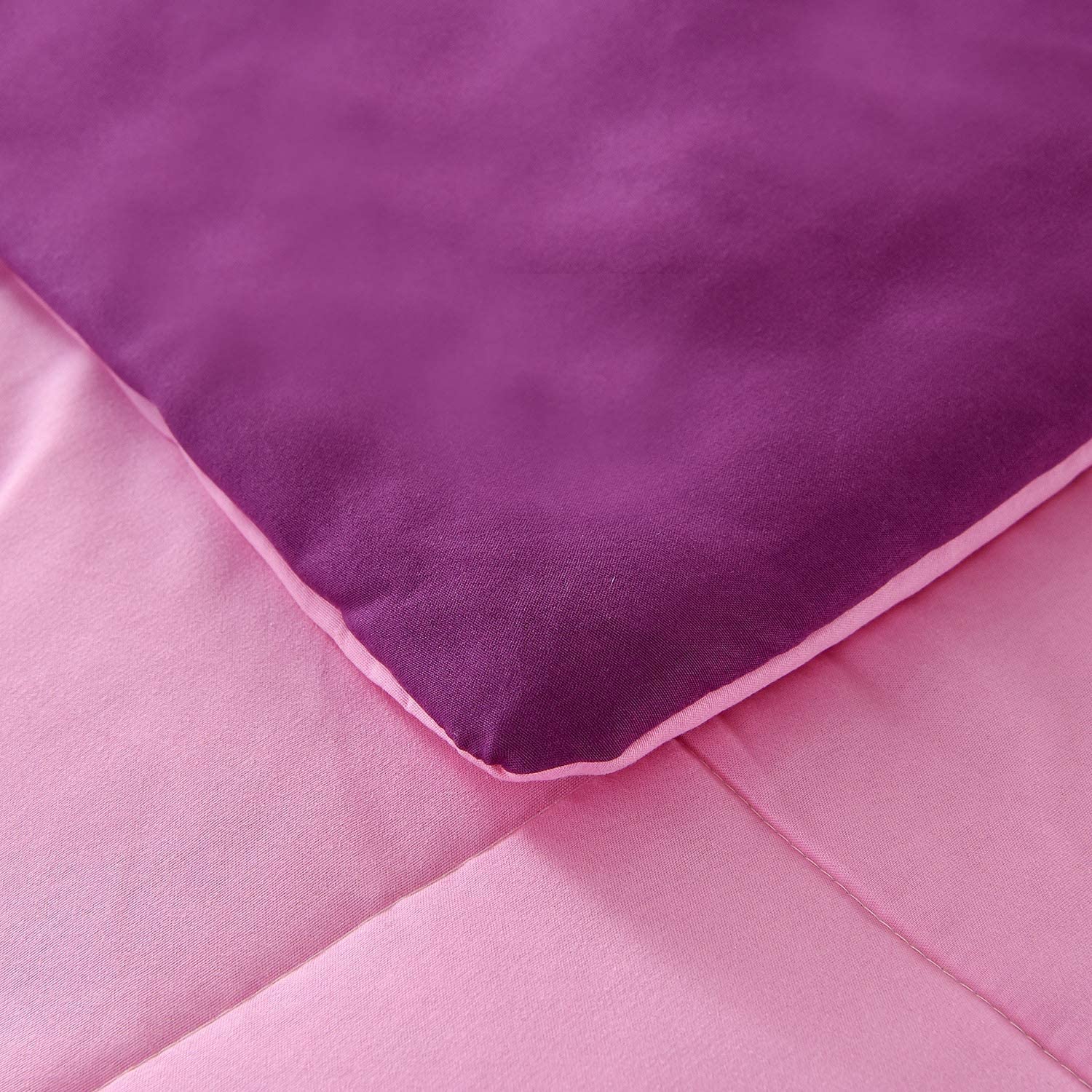 All Season Down Alternative Reversible Comforter - 100% Cotton, 500 GSM Fill, Lightweight Comforter Set (3-Piece Bed in a Bag) - King/Cal-King Size, Purple & Pink - Perfect for Master Bedrooms, Guest Rooms & Cozy Home Decor
