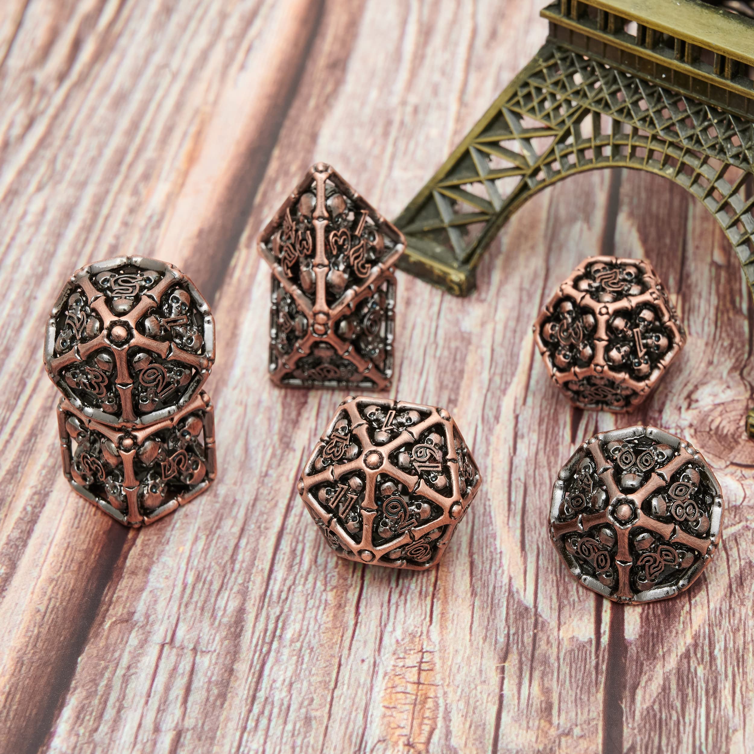Premium Hollow Skull Metal Dice Set - 7Pcs Polyhedral RPG Dice for D&D, Pathfinder, MTG, Tabletop Games & Math Teaching (Ancient Red Copper) - Perfect for Dungeon Masters, Gift Giving & Game Nights
