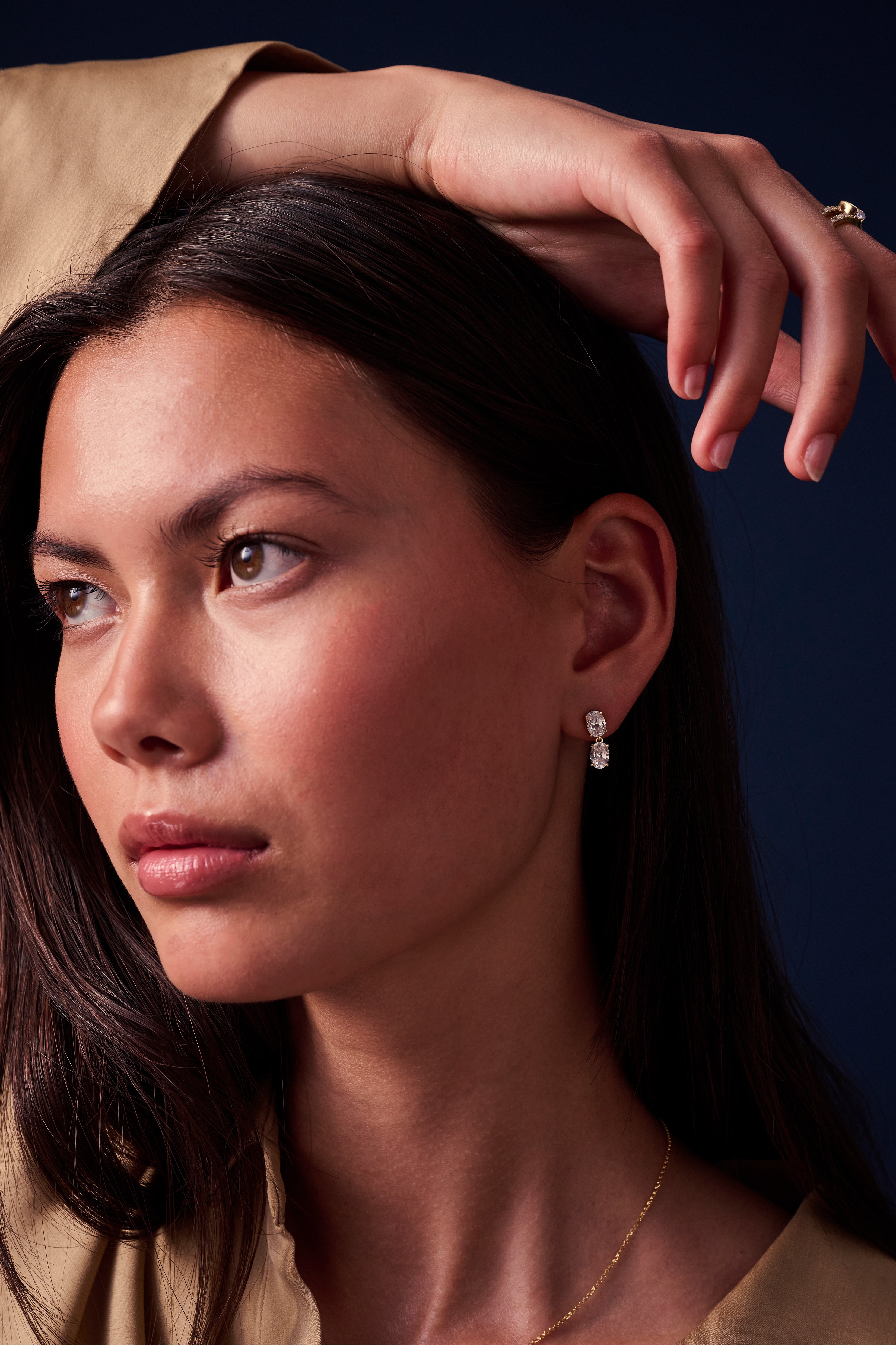ELLISSE DUE PICCOLO EARRINGS - Elegant Small Hoop Earrings for Women, 14K Gold Plated, Minimalist Dainty Jewelry - Perfect for Everyday Wear, Office, Date Night & Special Occasions