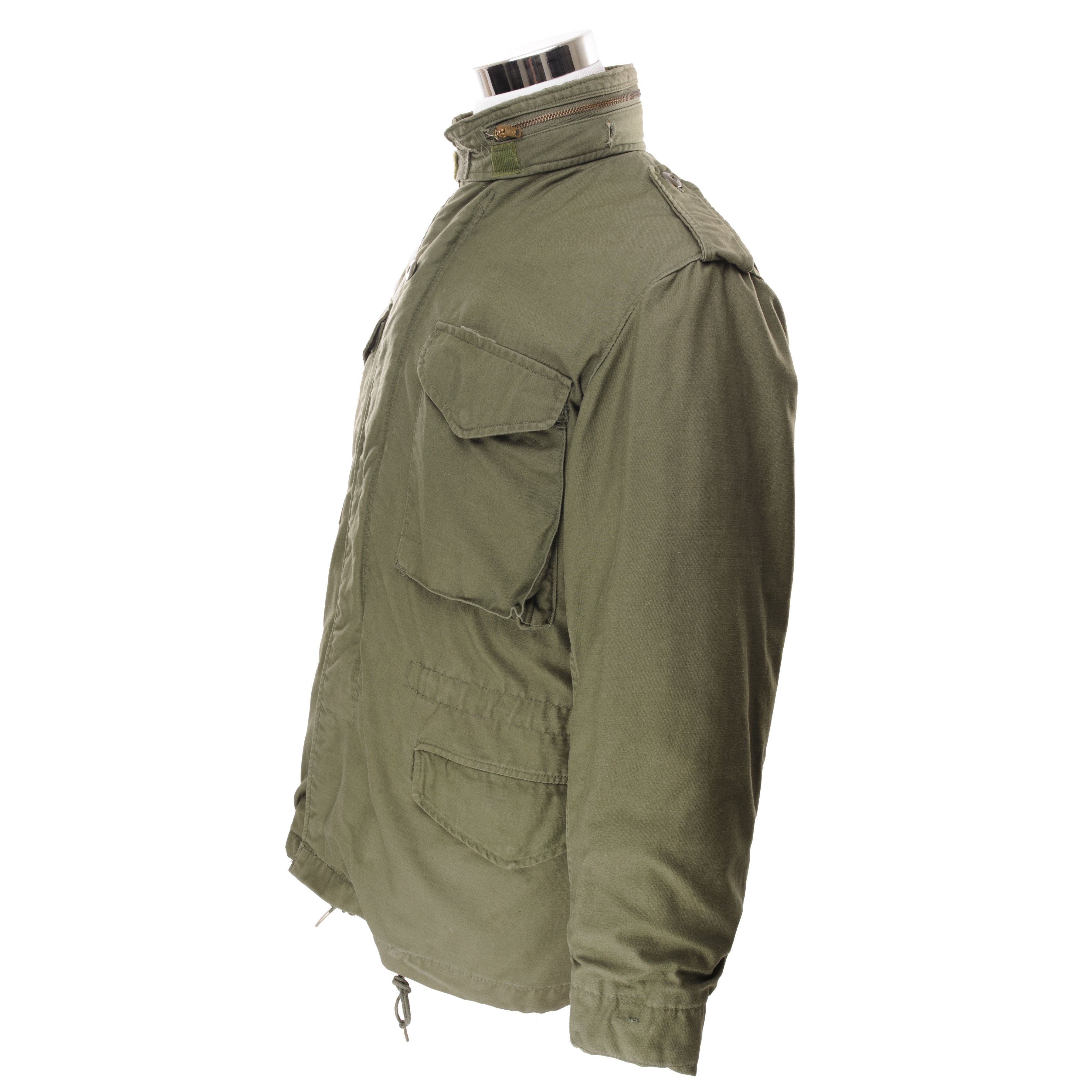 Vintage US Army M65 Field Jacket - 1965 & 1981 Military Style - Small Regular Size - Perfect for Outdoor Adventures, Camping & Urban Fashion