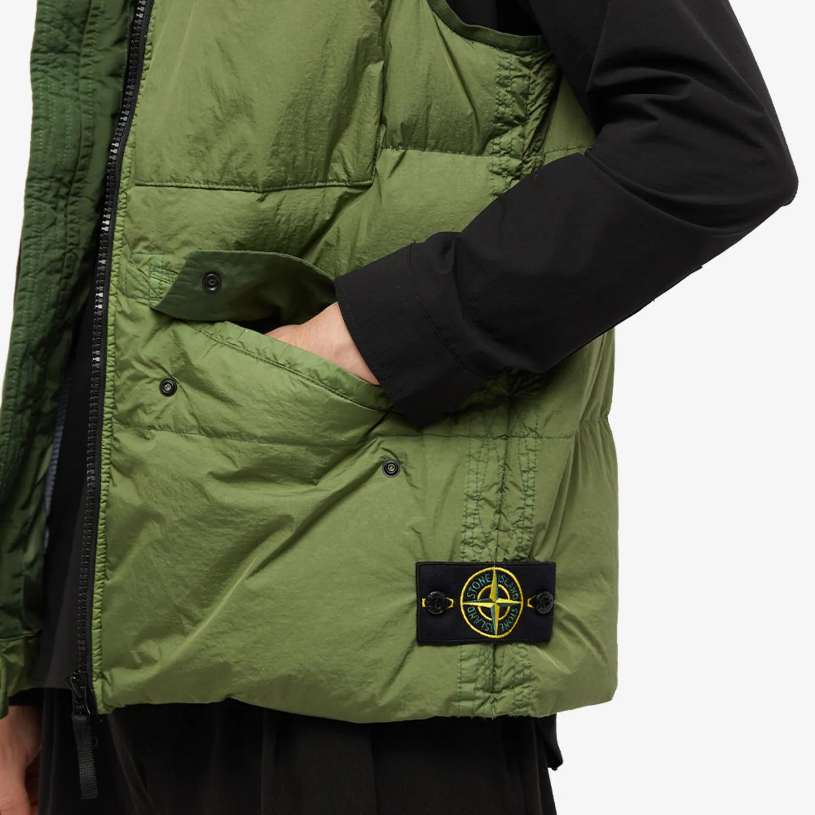 Stone Island Crinkle Reps Bodywarmer - Lightweight Puffer Vest for Men, Water-Resistant & Warm - Perfect for Outdoor Hiking, Travel & Winter Layering
