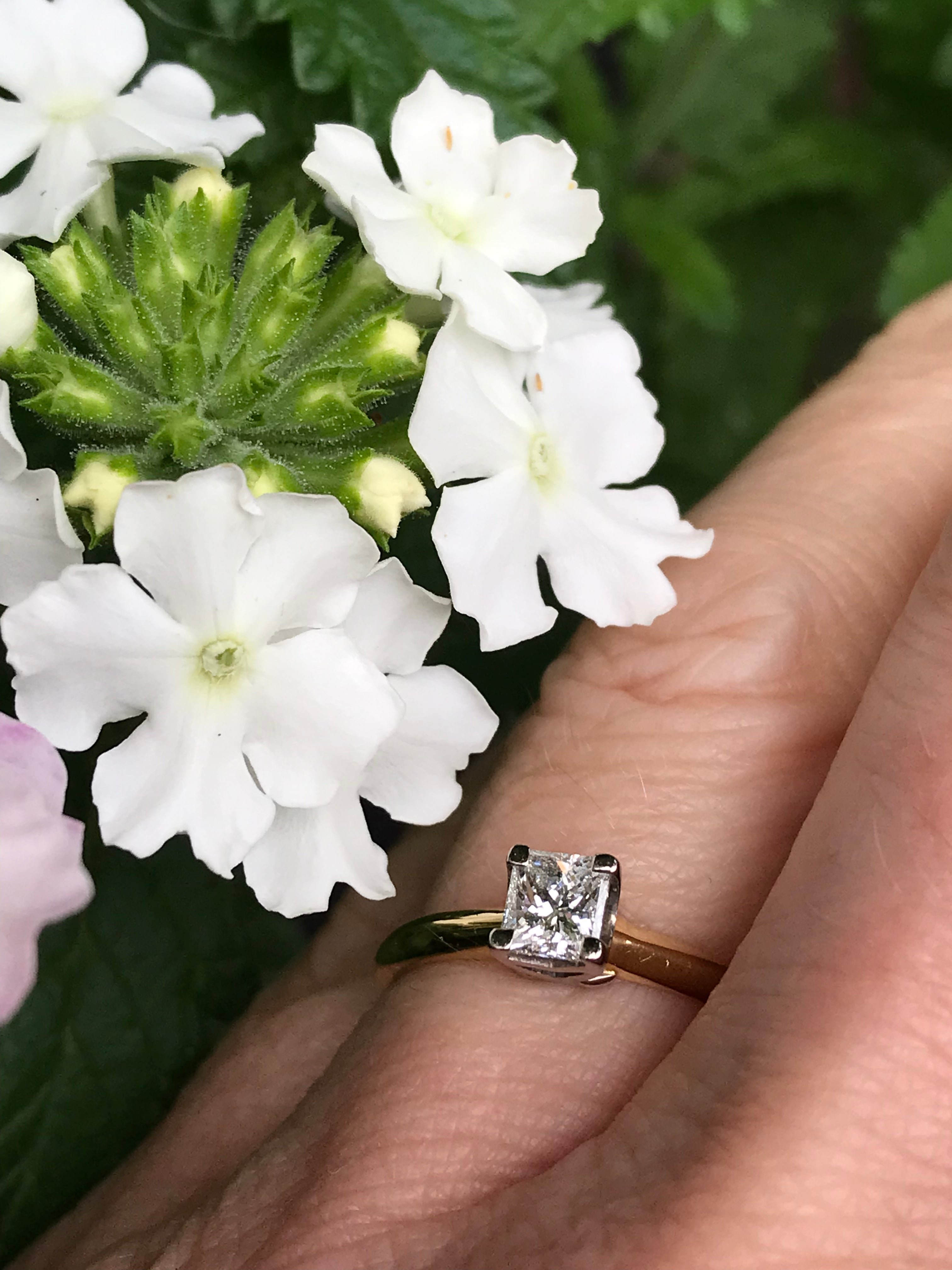 18ct Gold Princess Cut 0.51ct Natural Diamond Engagement Ring for Women - Perfect for Proposals, Anniversaries & Special Occasions